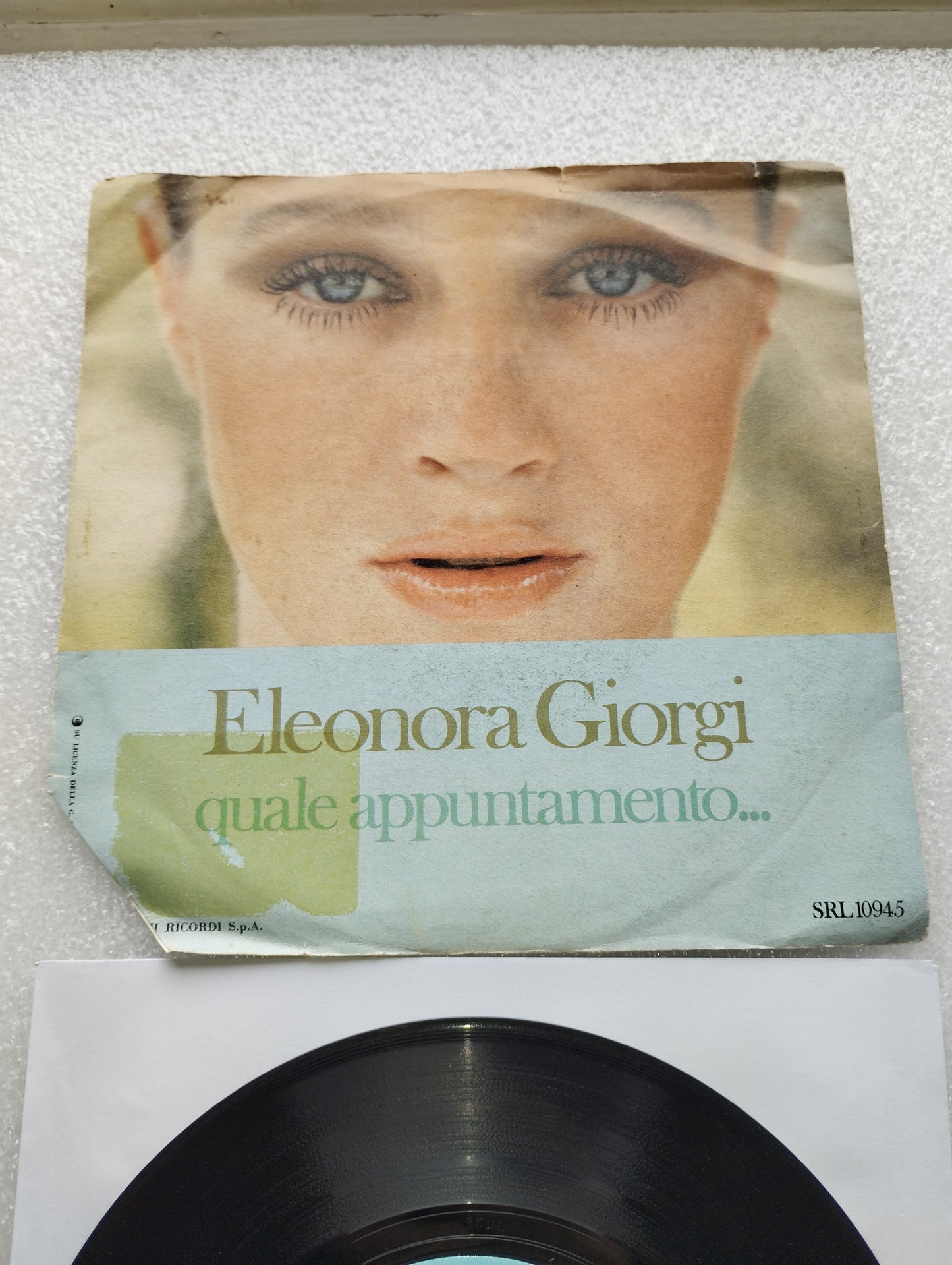 Quale Appuntamento/Messaggio Personale" Eleonora Giorgi 45 Giri Edito nel 1981 da Dischi Ricordi Cod.SRL 10945