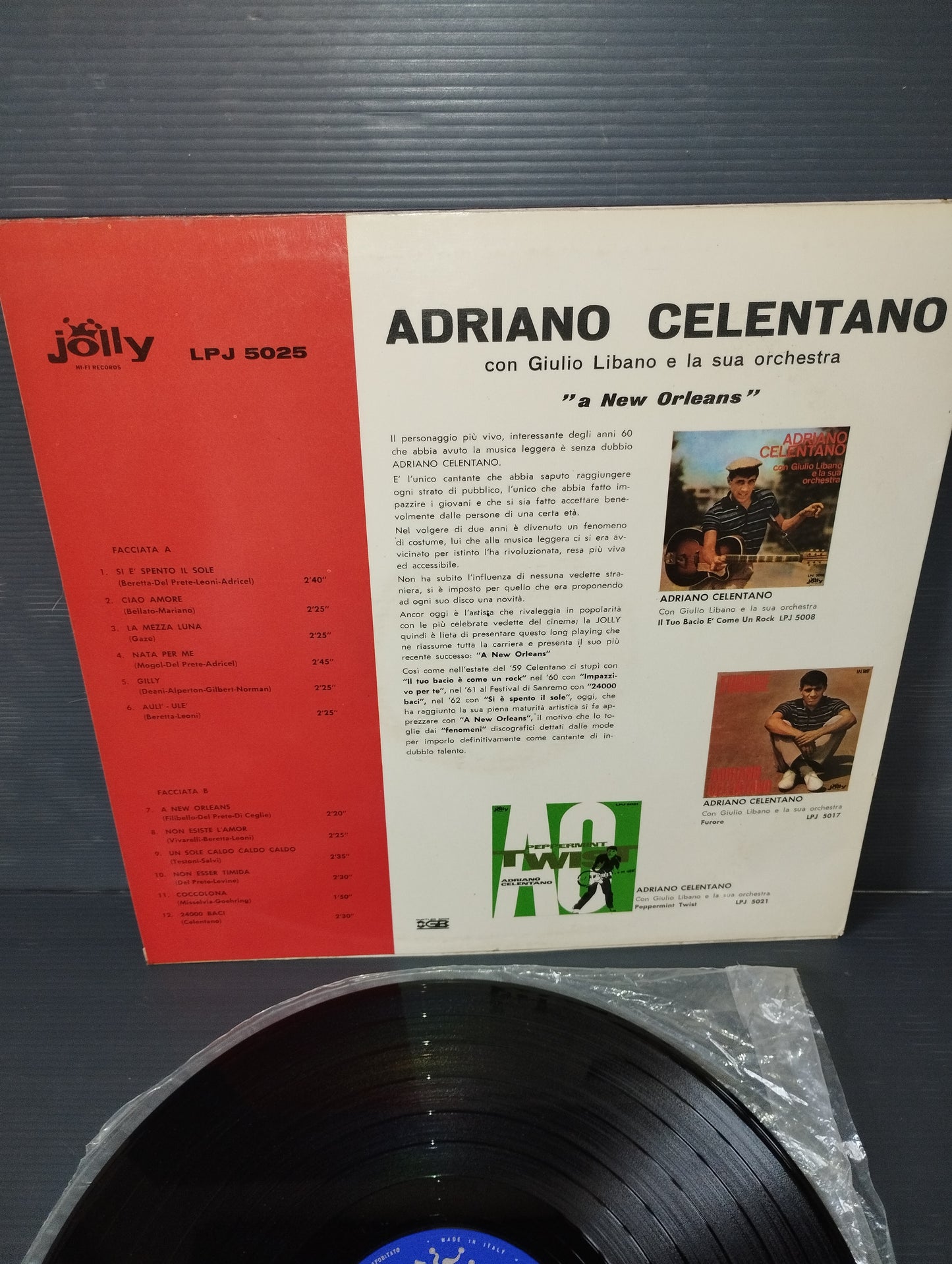 A New Orleans" Adriano Celentano LP 33 Giri
Edito nel 1963 da Jolly Cod.LPJ 5025