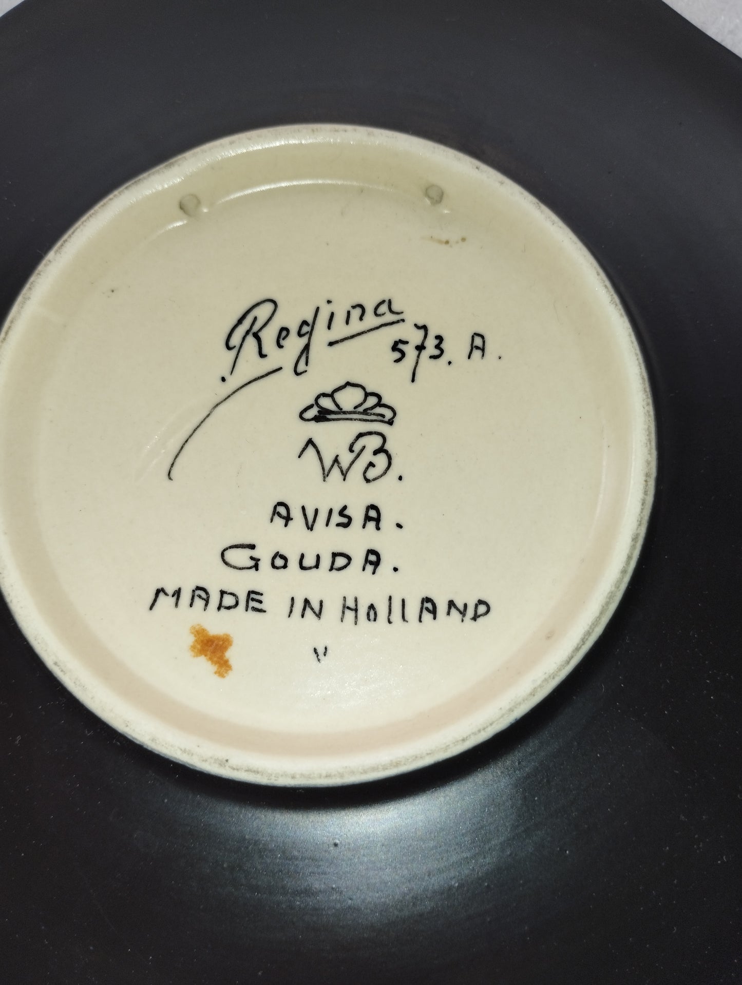 Gouda Avisa Regina ceramic plate
 Made in Holland
 Vintage