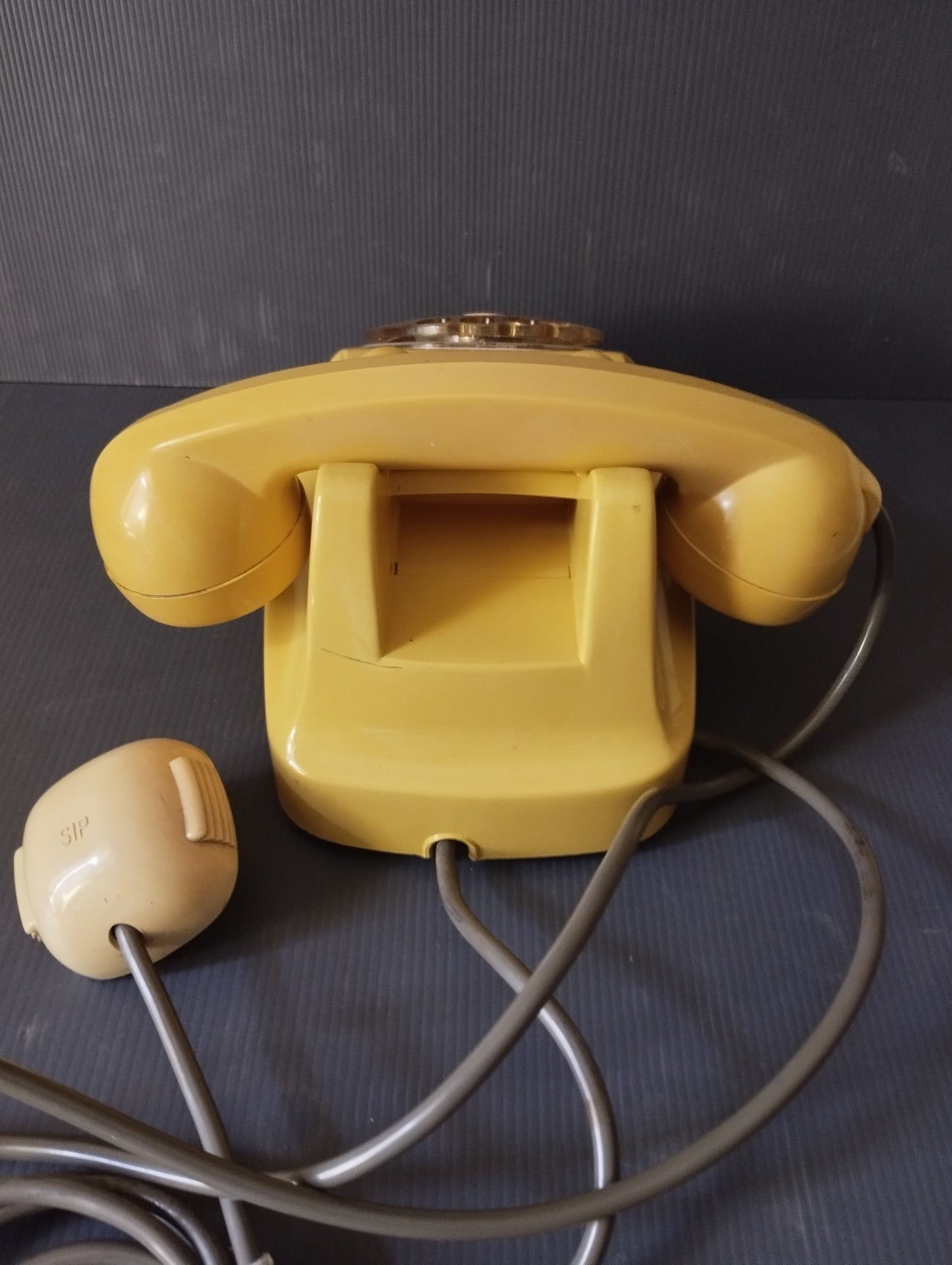 SIP phone I use Siemens
 60s/70s