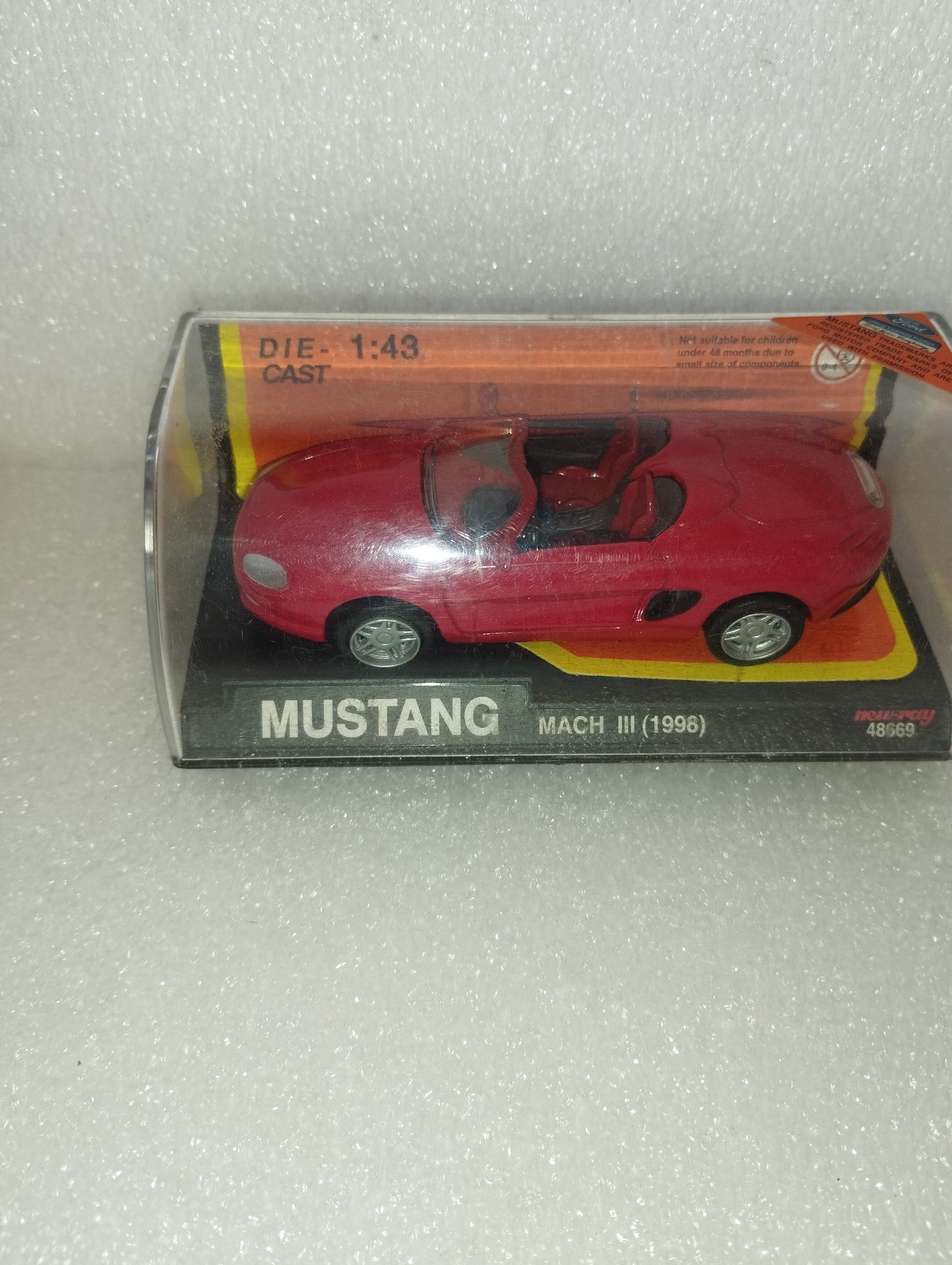 Modellino Ford Mustang Mach III 1998 scala 1:43
Prodotto da New Ray