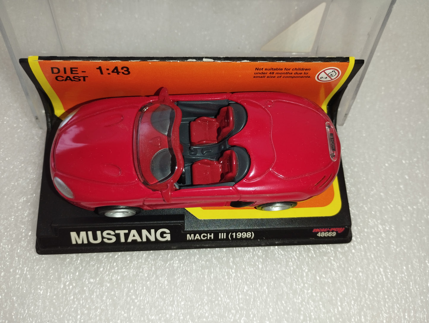 Modellino Ford Mustang Mach III 1998 scala 1:43
Prodotto da New Ray