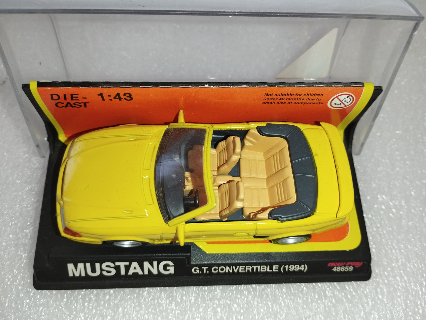 Modellino Ford Mustang GT convertible 1994 scala 1:43
Prodotto da New Ray