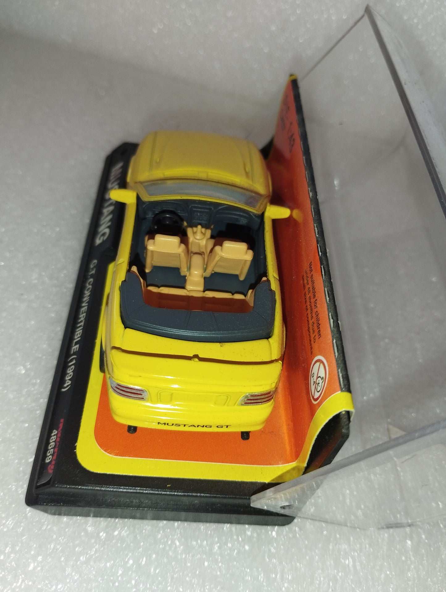 Modellino Ford Mustang GT convertible 1994 scala 1:43
Prodotto da New Ray