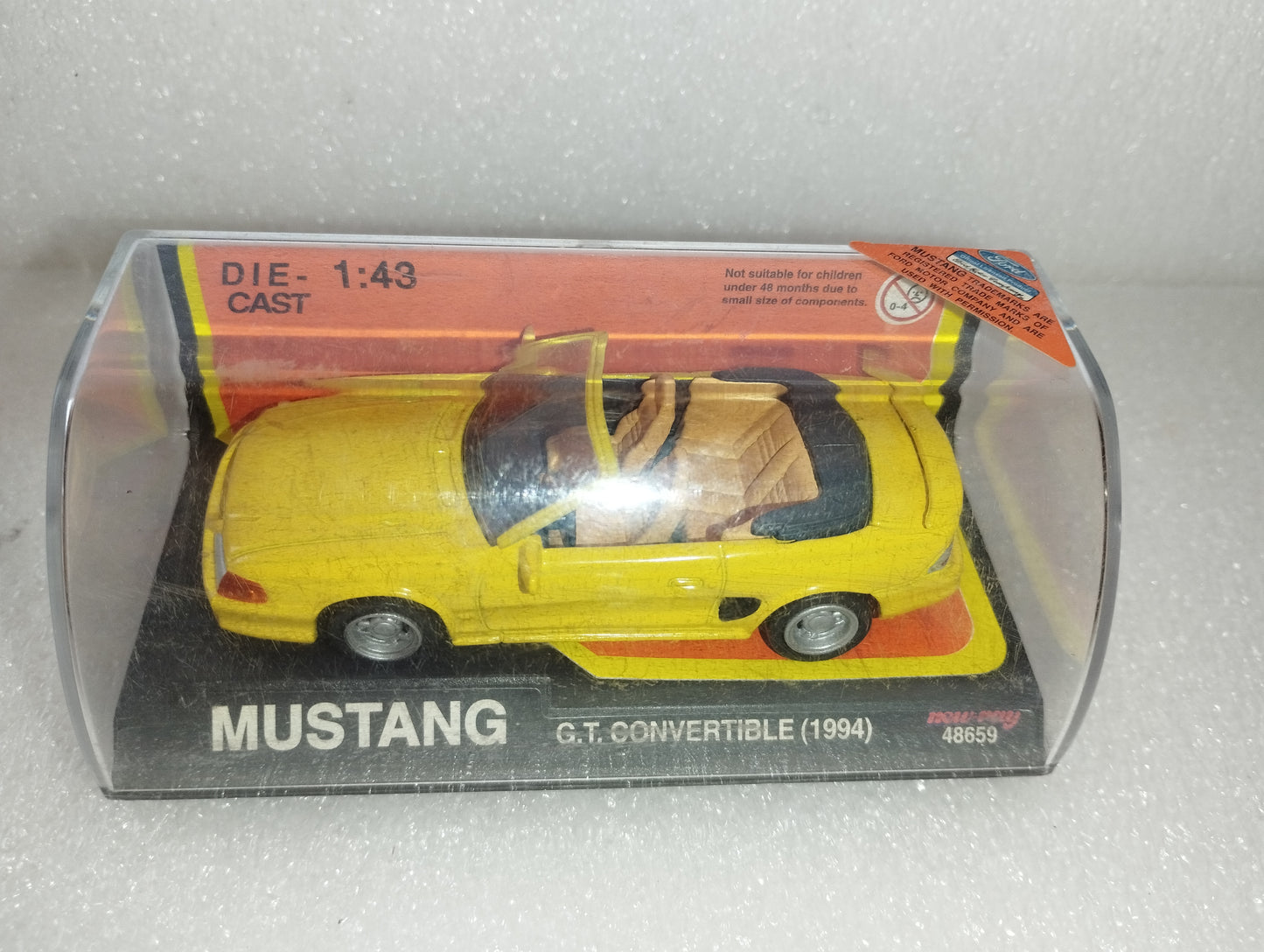 Modellino Ford Mustang GT convertible 1994 scala 1:43
Prodotto da New Ray