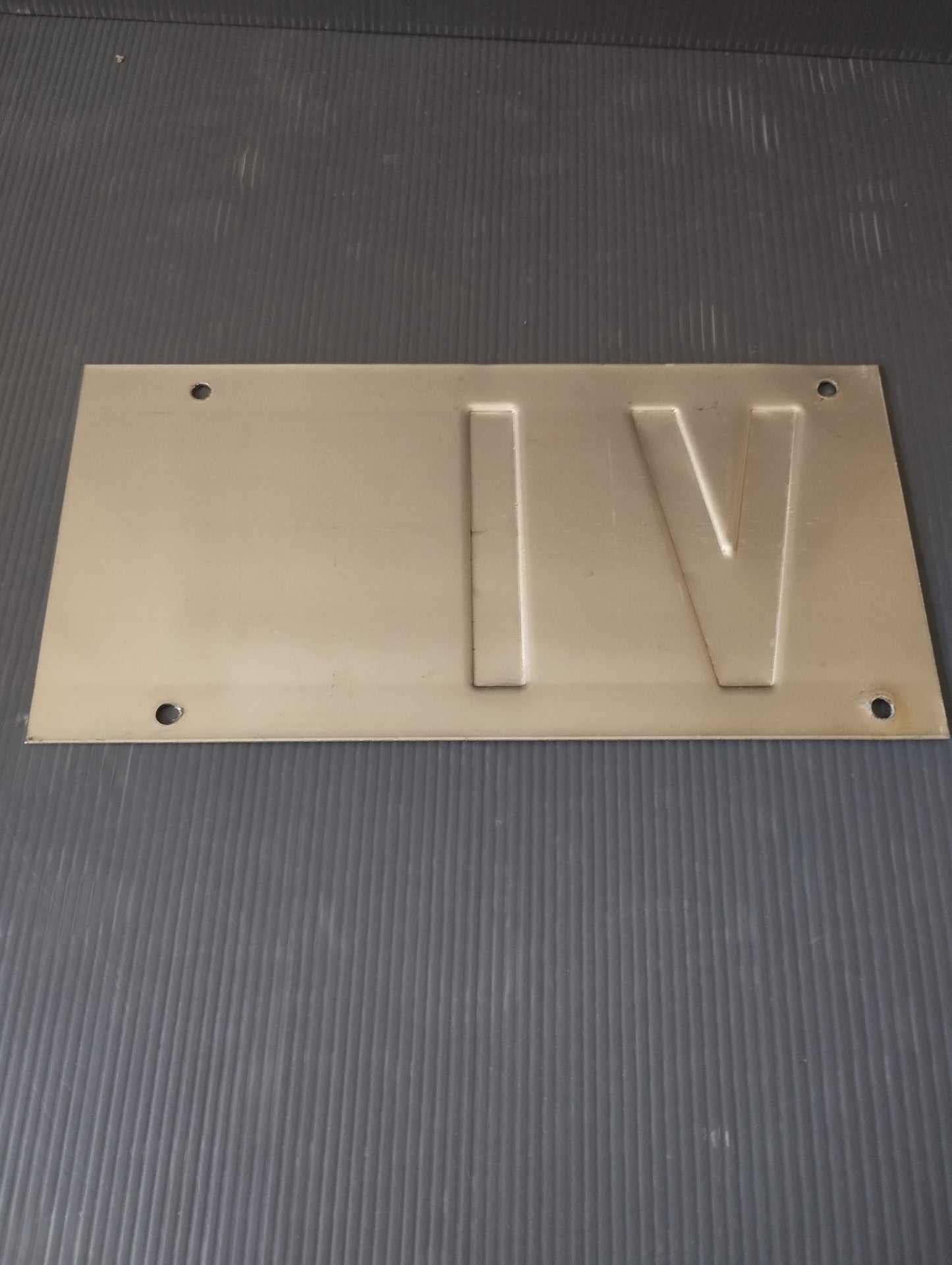 VI Vicenza metal plate