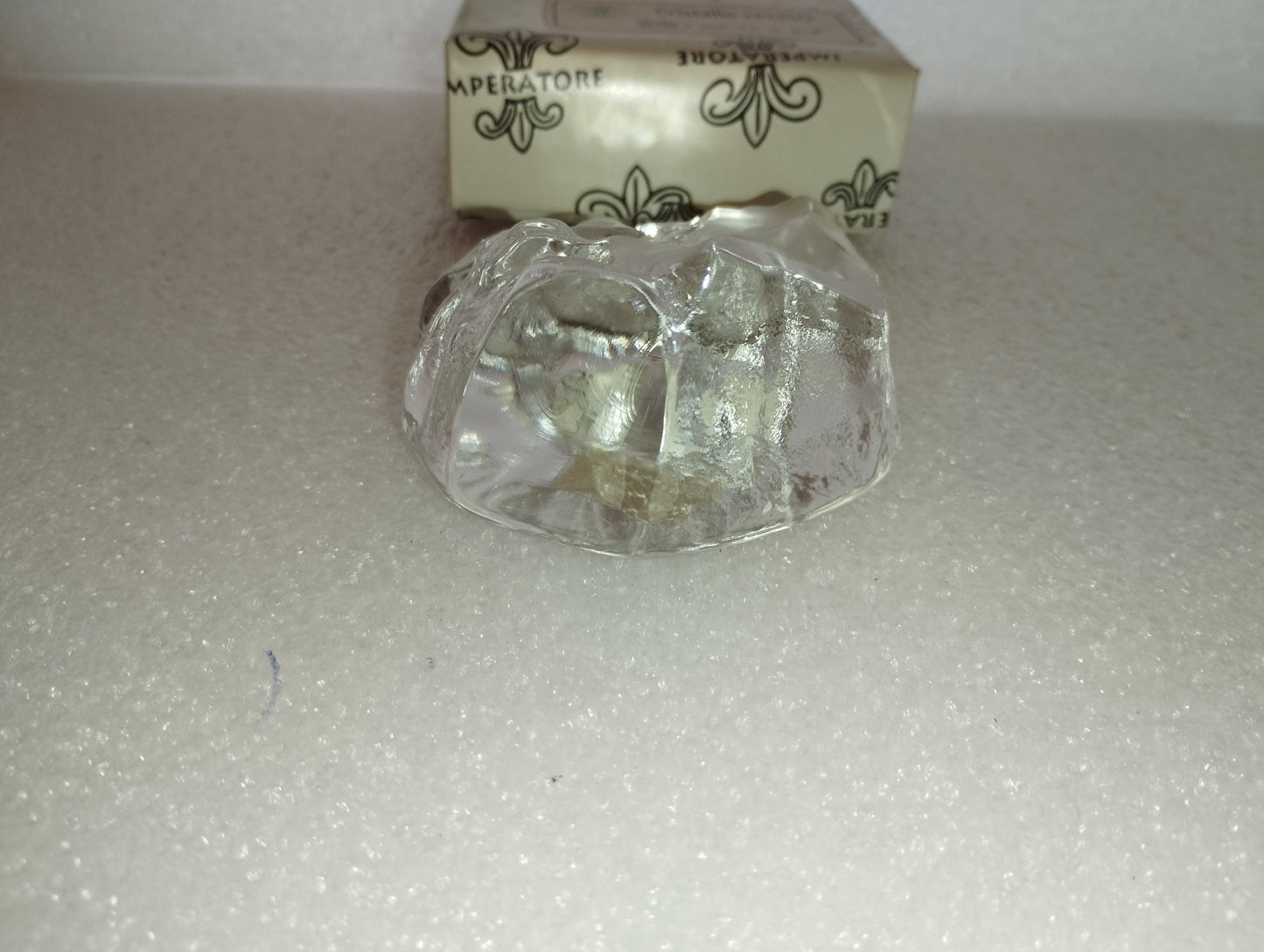 24%PbO Emperor crystal paperweight