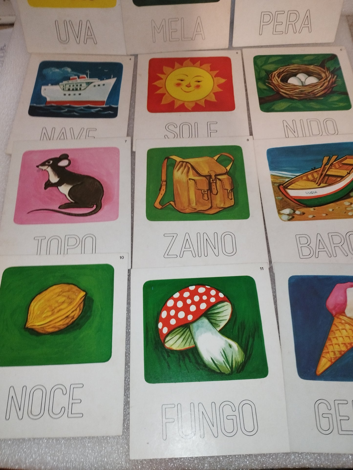 Series of 16 Teaching Cards from the 60s/70s