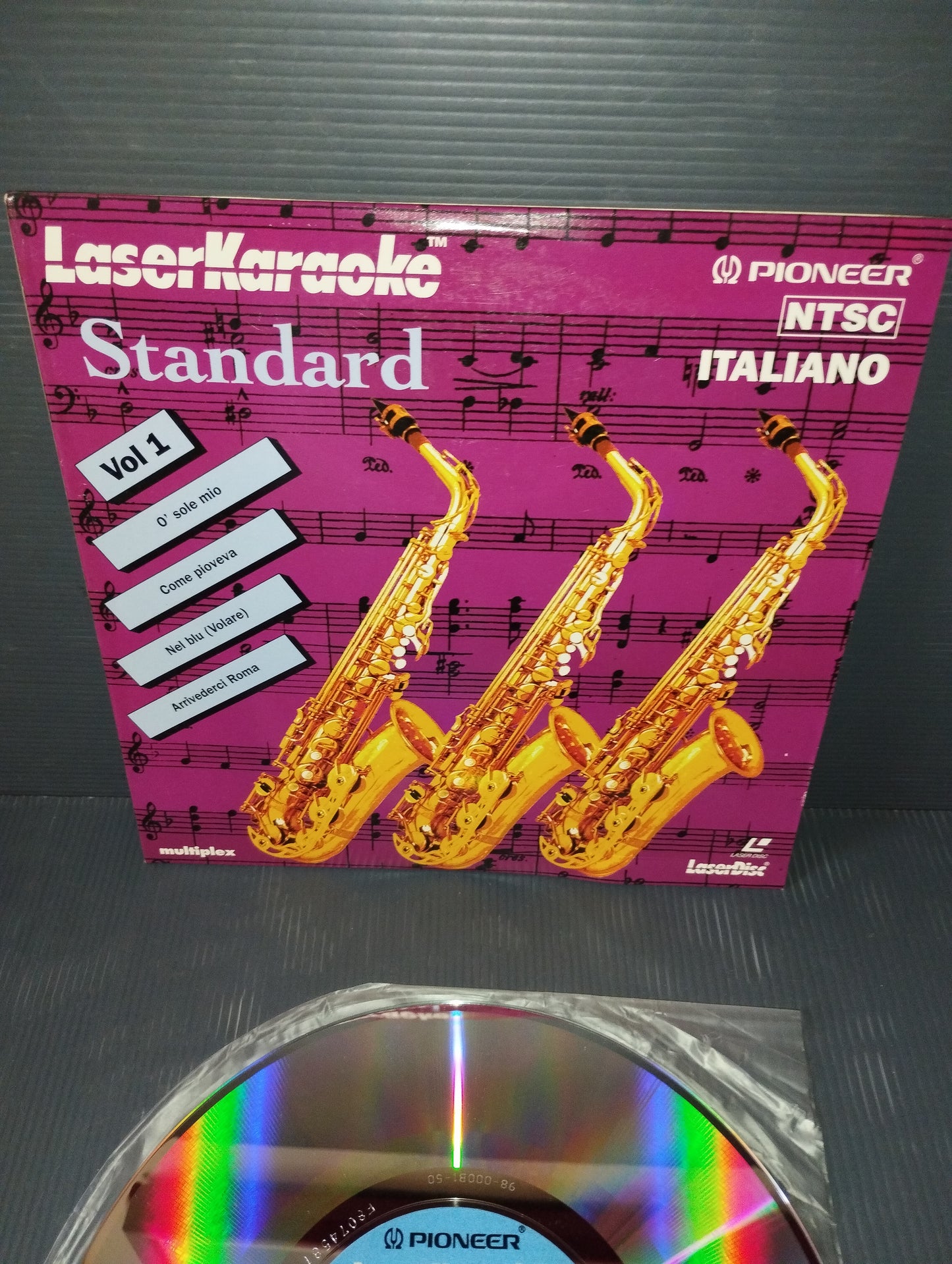 Laserkaraoke Standard vol.1 Pioneer NTCS