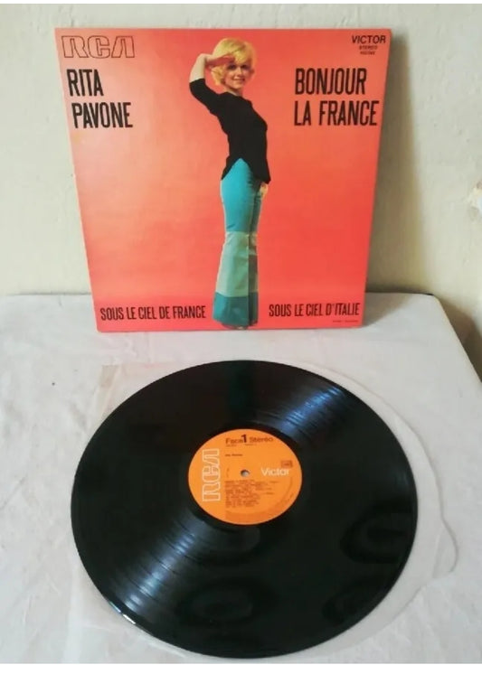 Bonjour La France" Rita Pavone Lp 33 Laps
 Published by Victor cod. 443044