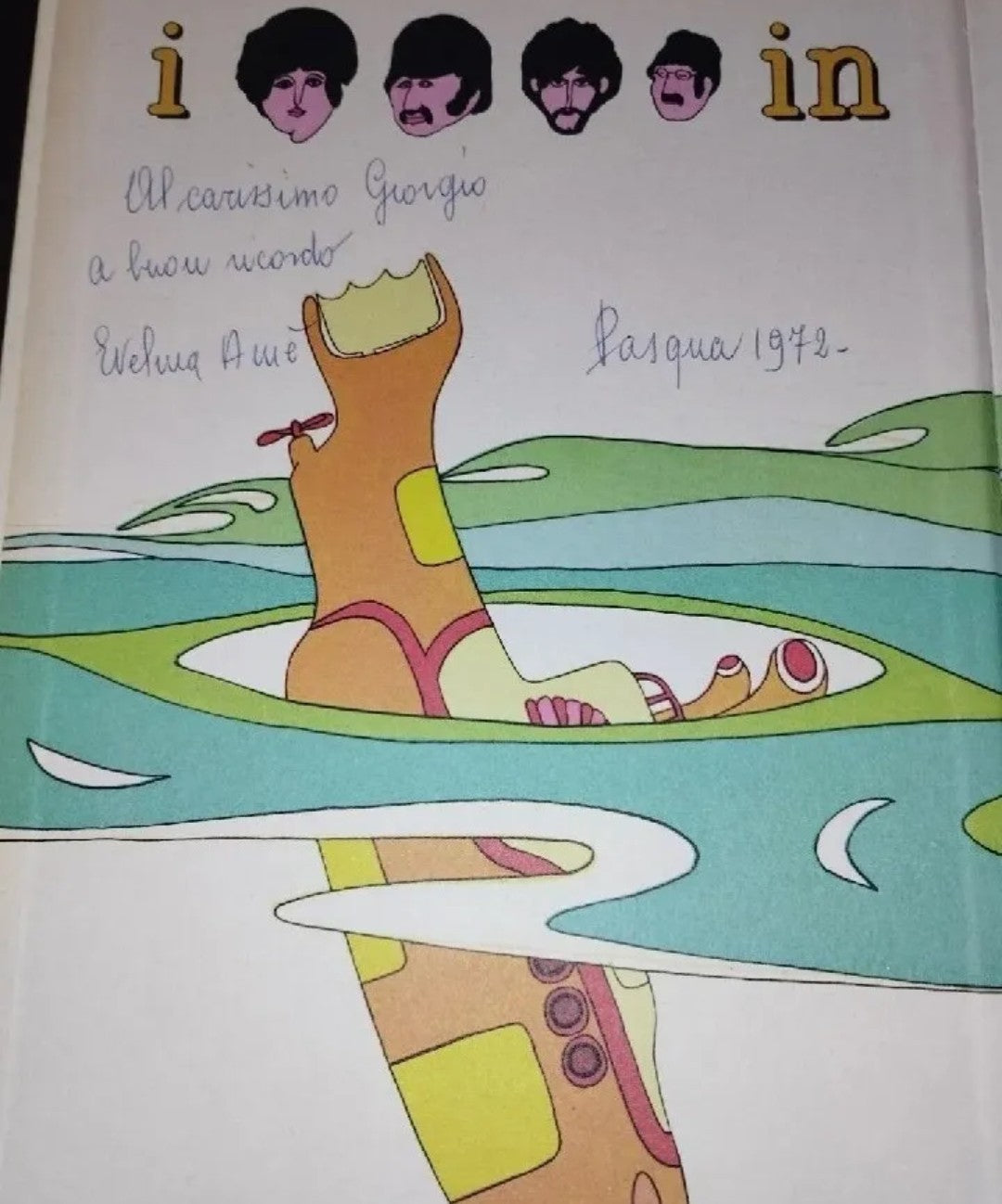 Book "Beatles Yellow Submarine" Arnoldo Mondadori Publisher READ DESCRIPTION