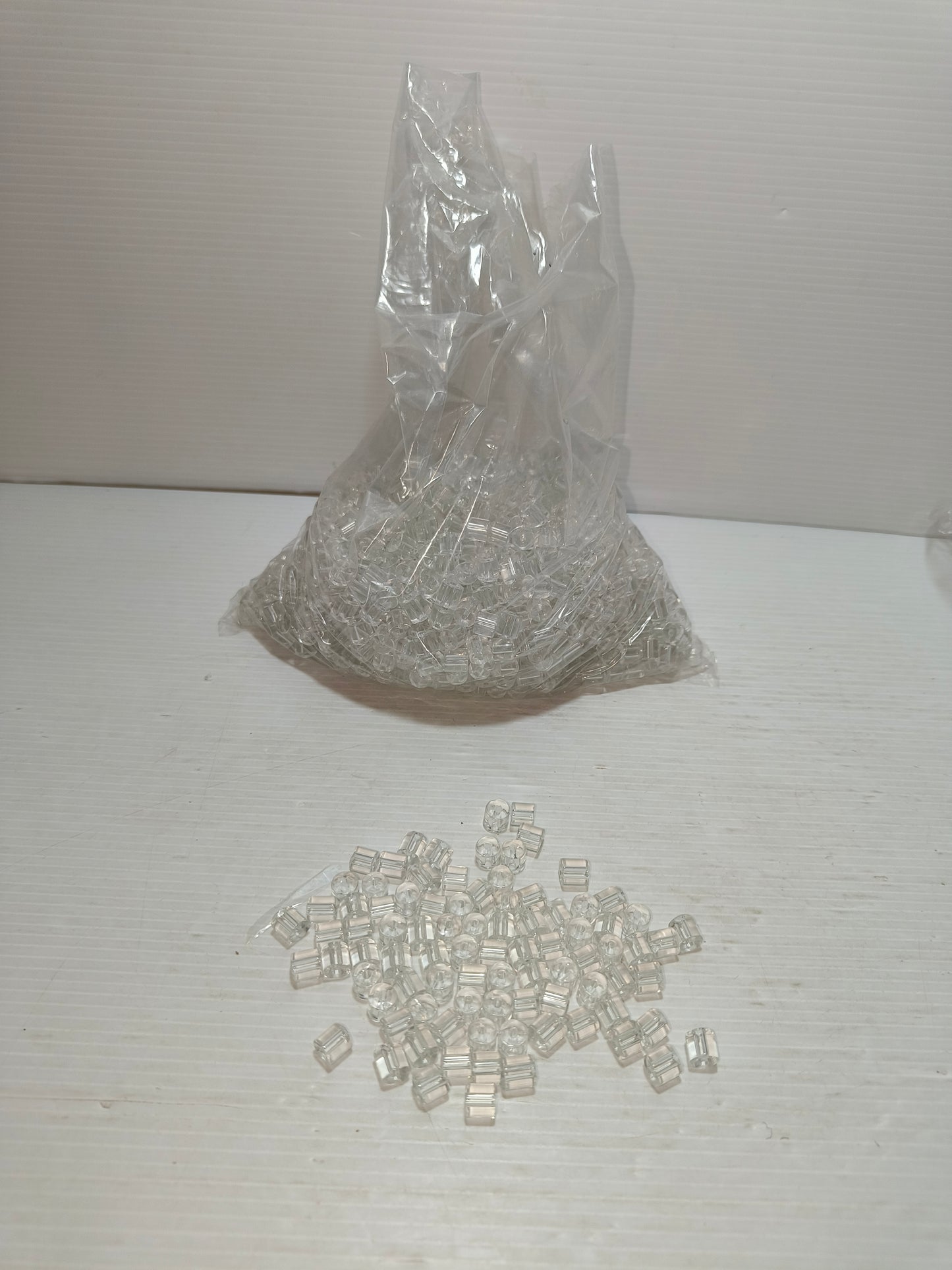 Perline in vetro trasparente, un kilo