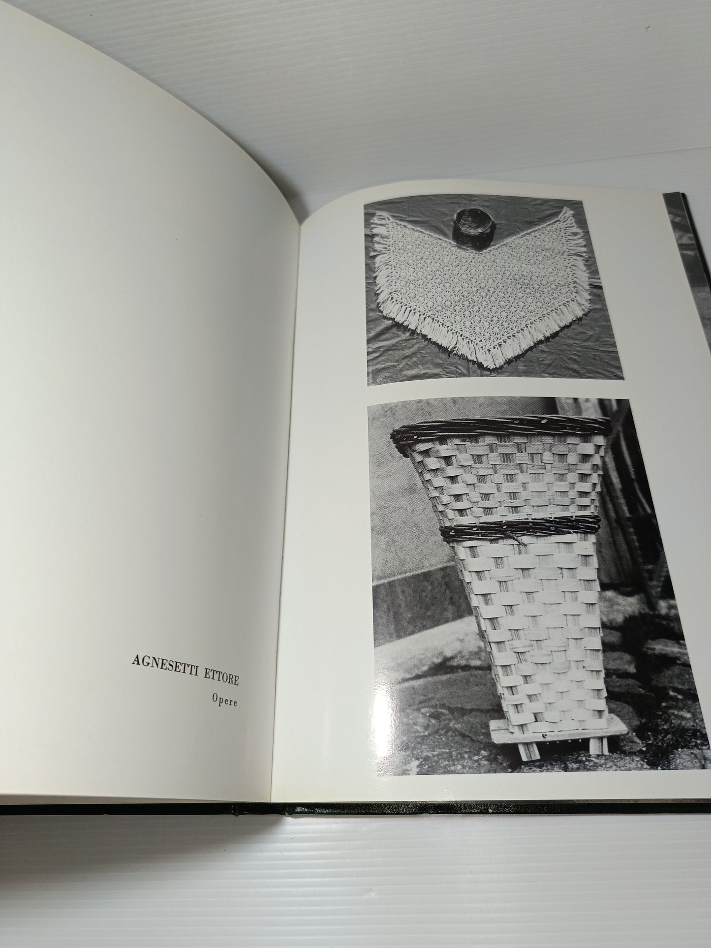 I Figli Dell'Arte Album Valsesiano 1979

Stampato nel 1980 da Edizioni Corradini