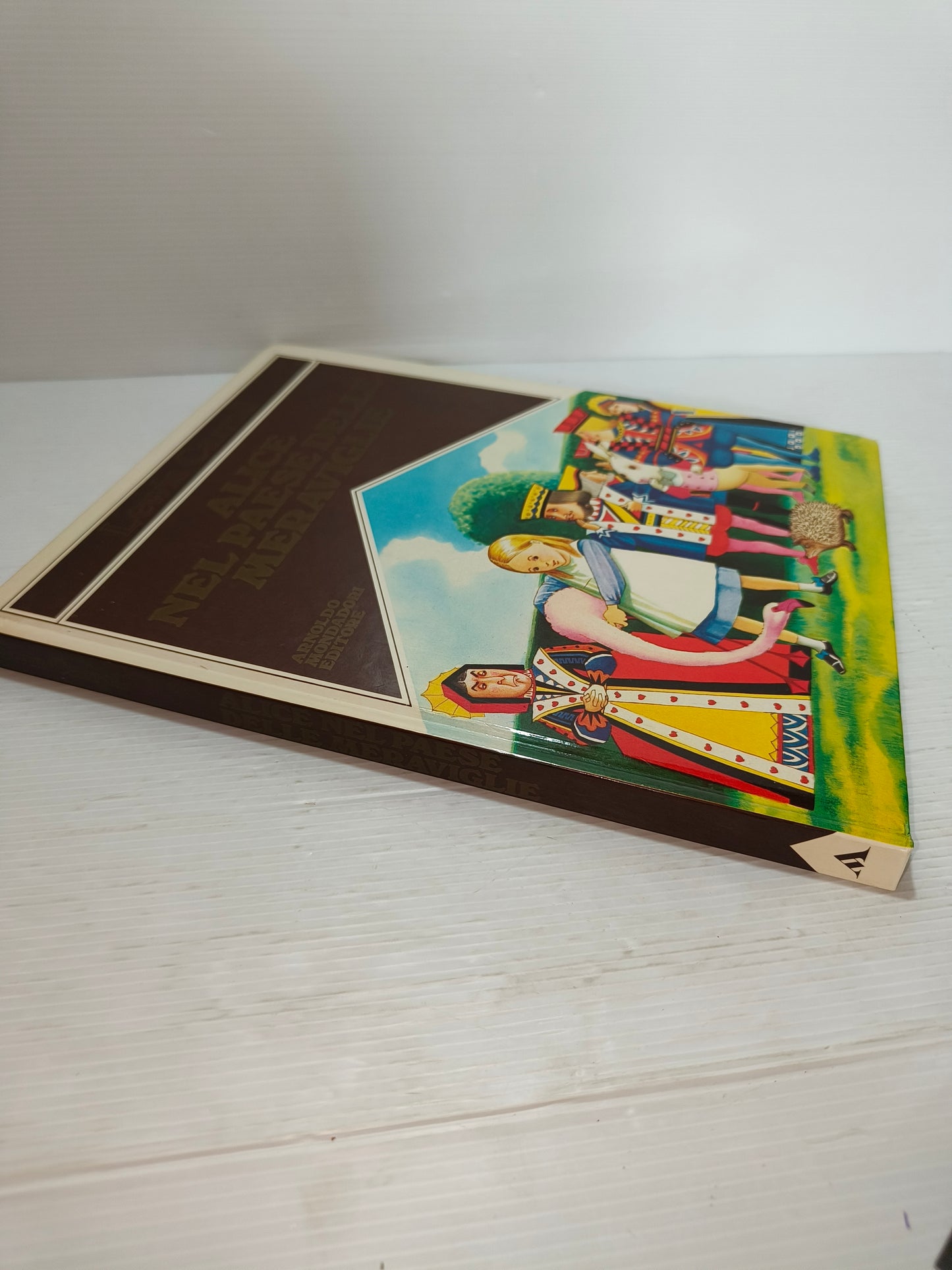 Libro Alice Nel Paese Delle Meraviglie, Mondadori 1982 LEGGI
