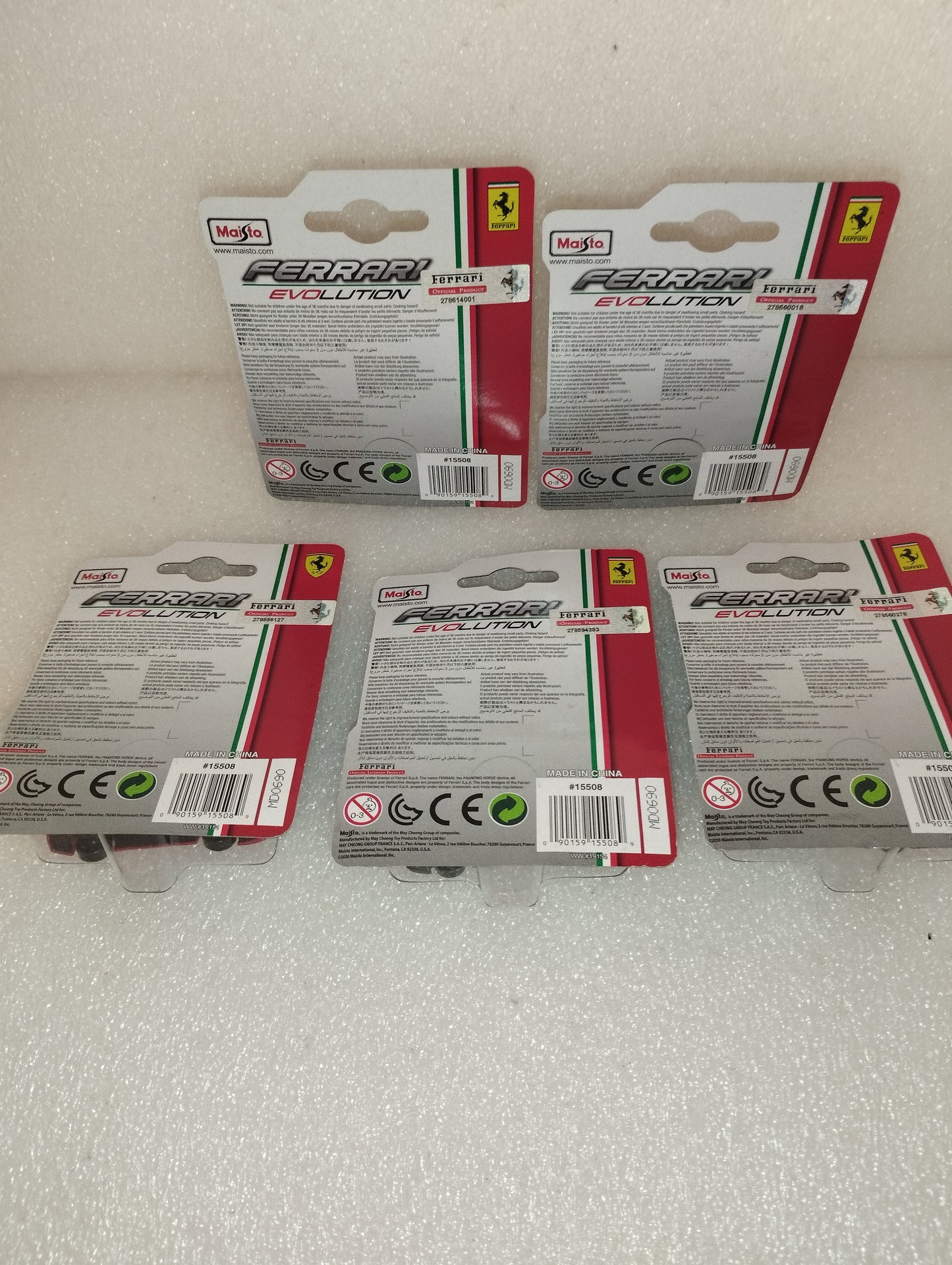 5 Confezioni Ferrari Maisto
Scala 1:64
Die Cast Metal