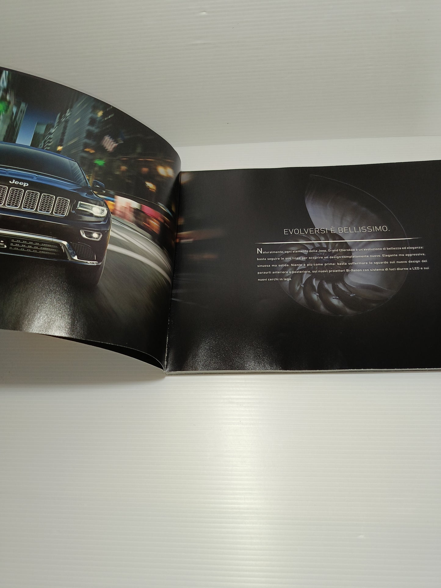 Libretto Jeep Grand Cherokee Pubblicitario