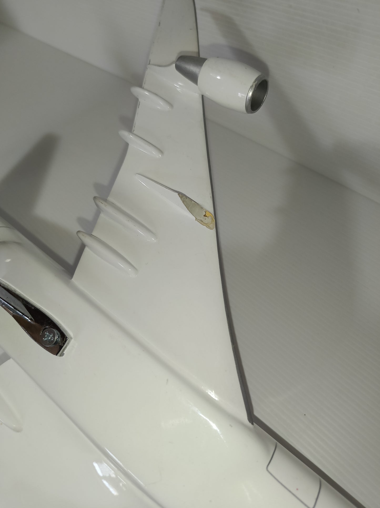 Boeing 747-400 Air France
In resina
Scala 1:120 (?)
Lunghezza cm.45 circa da restaurare