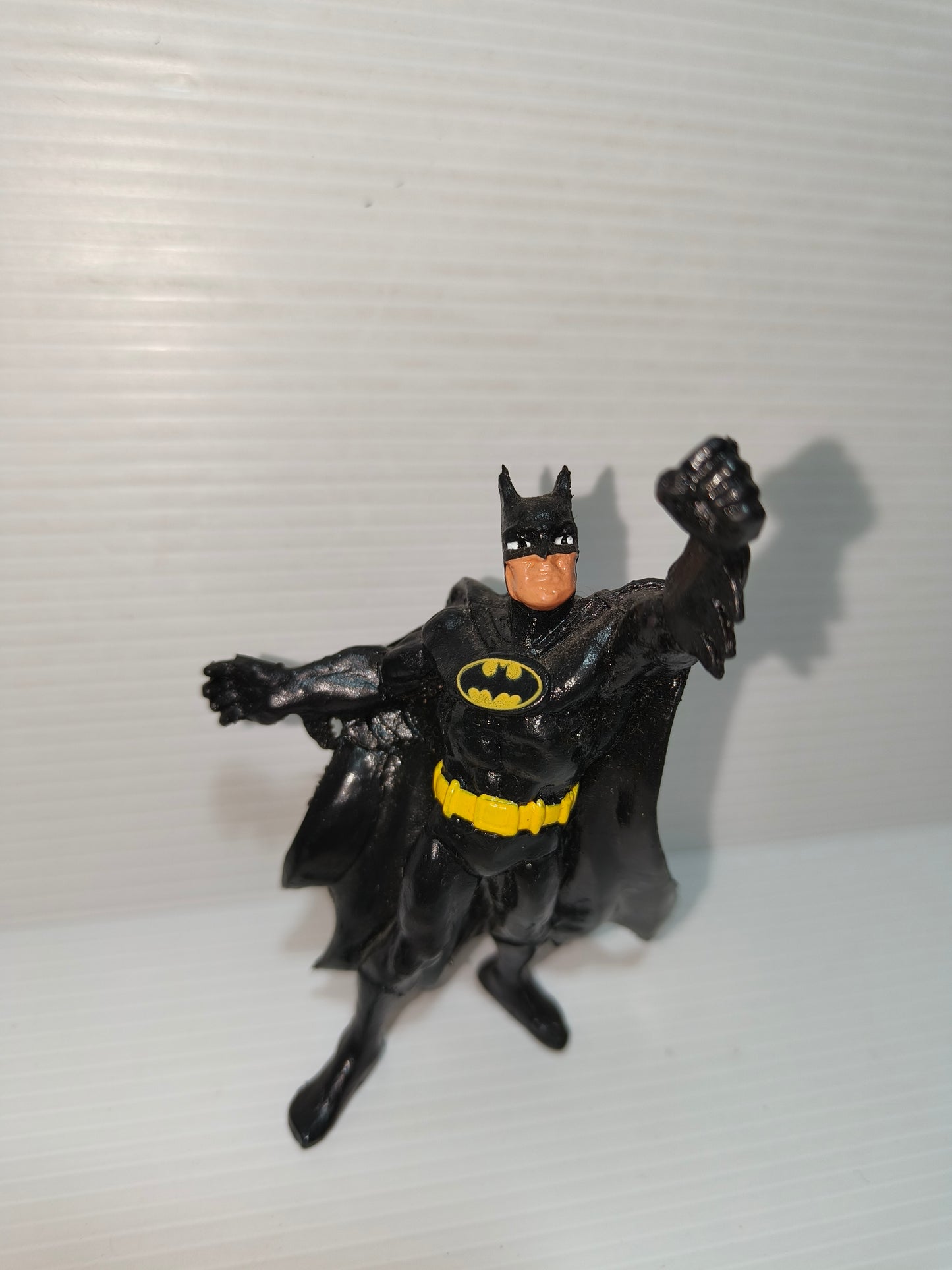 Batman Bully anni 80, LEGGI