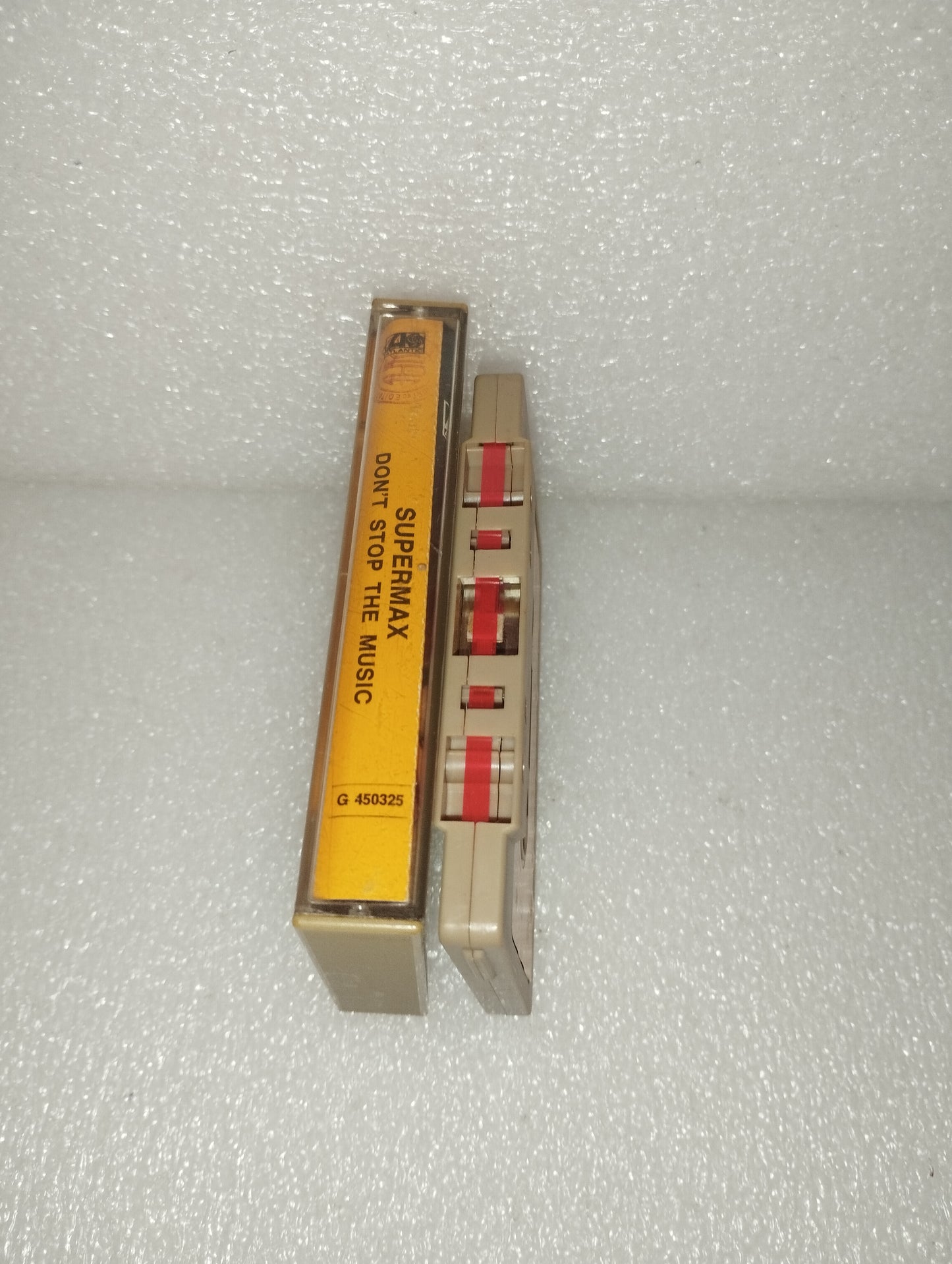 Don't Stop The Music Supermax Musicassetta
Edita nel 1976 da Atlantic Cod.G450325