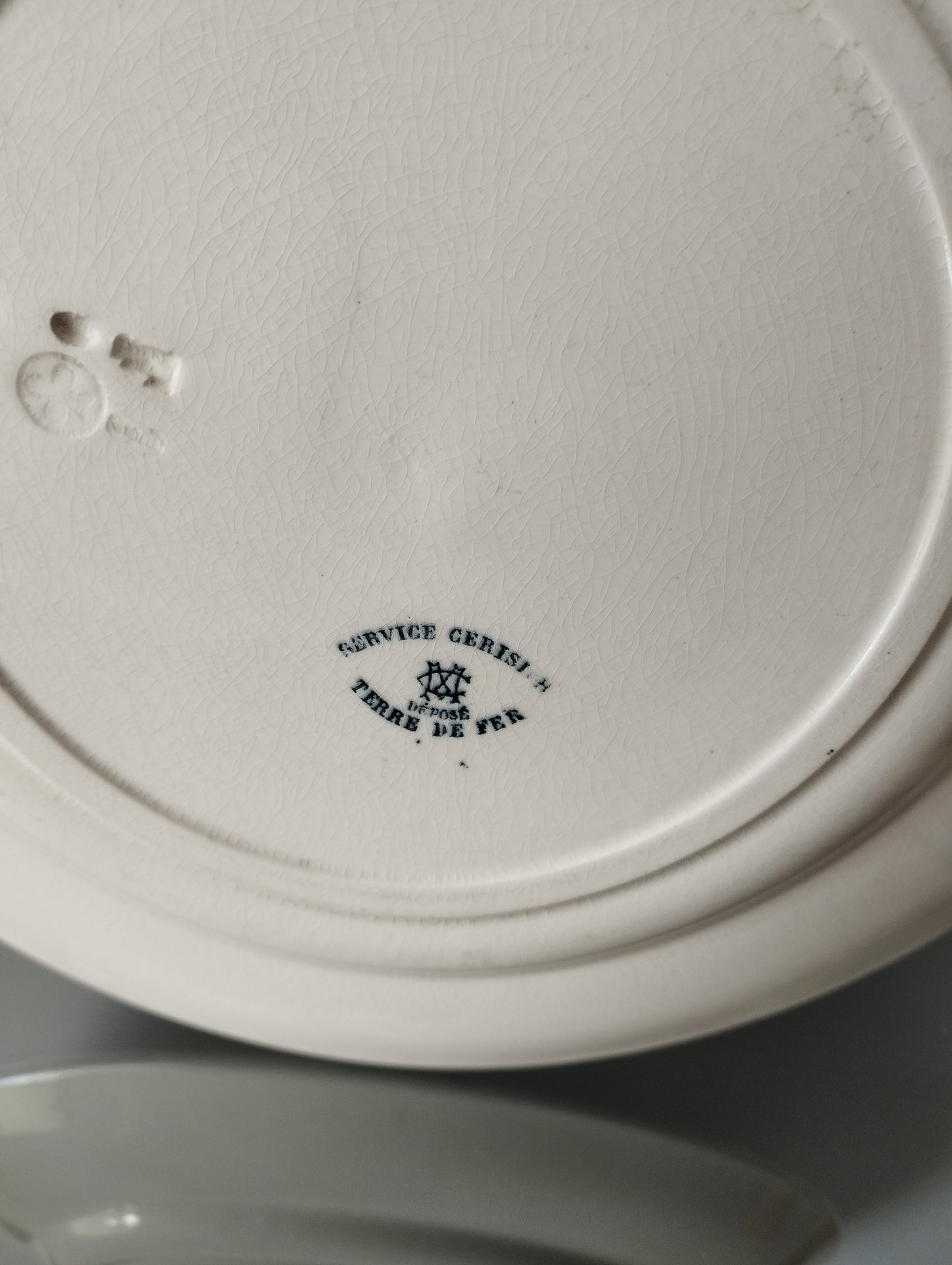 Antico Piatto In Ceramica Terre De Fer