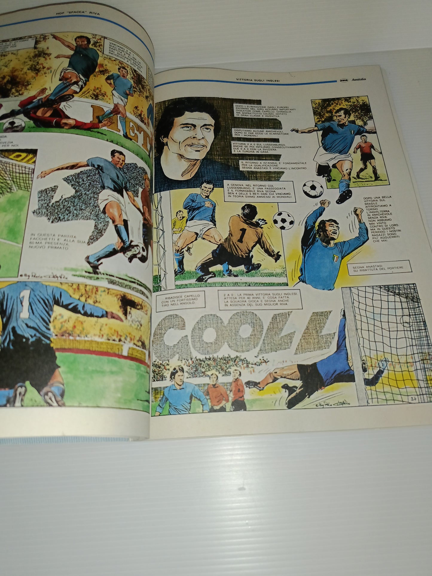 Azzurri Storia Nazionale Italiana a Fumetti Italia 90 INA Assitalia