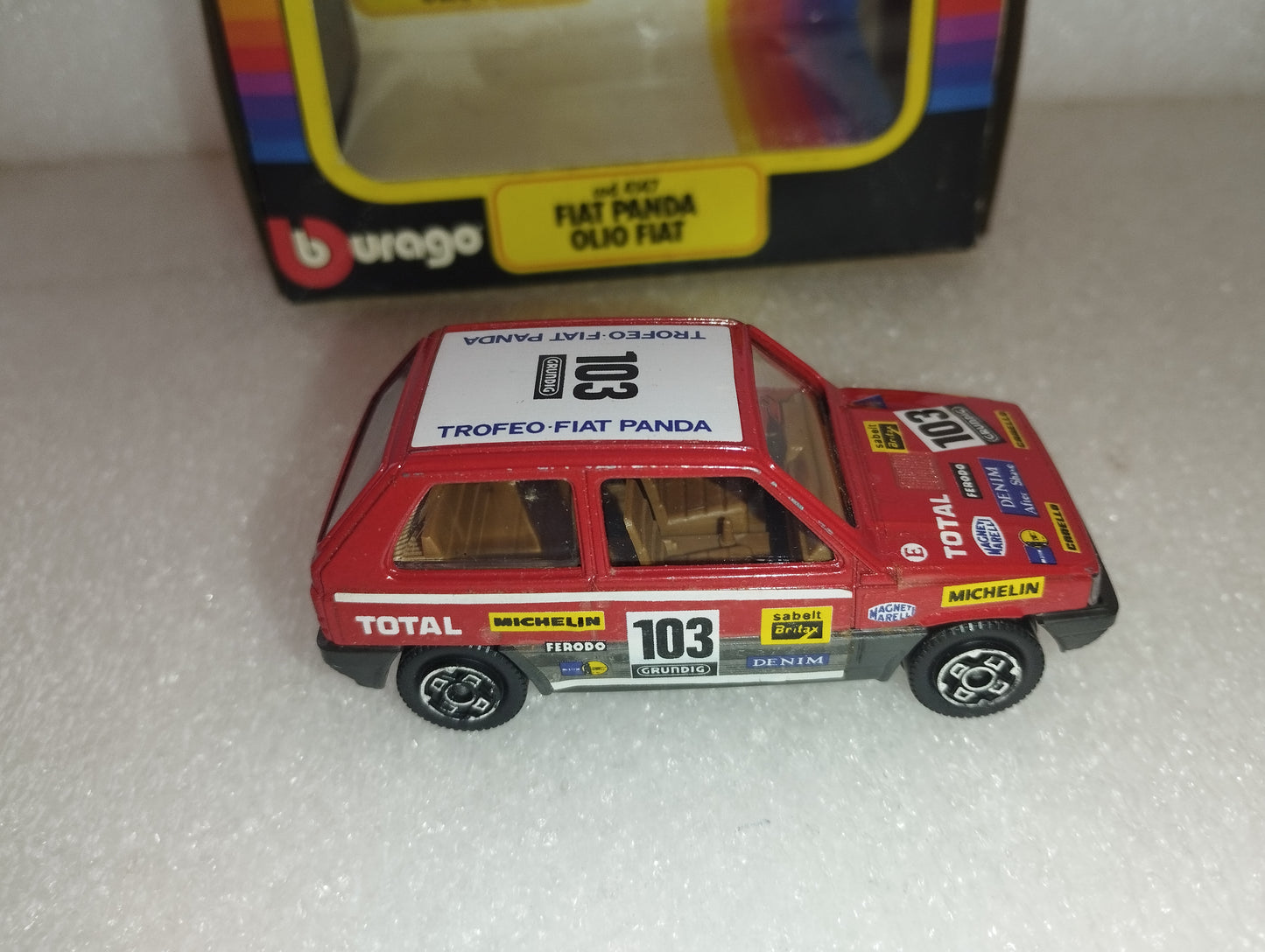 Fiat Panda 45 Bburago
Scala 1:43
Die Cast Metal