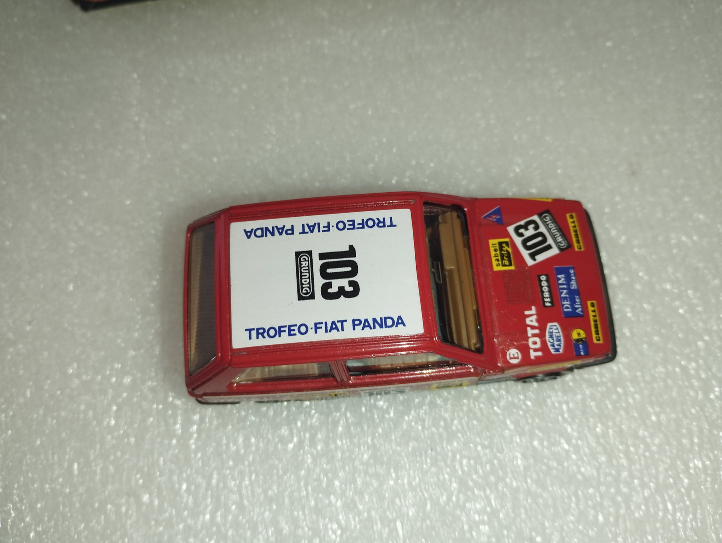 Fiat Panda 45 Bburago
Scala 1:43
Die Cast Metal