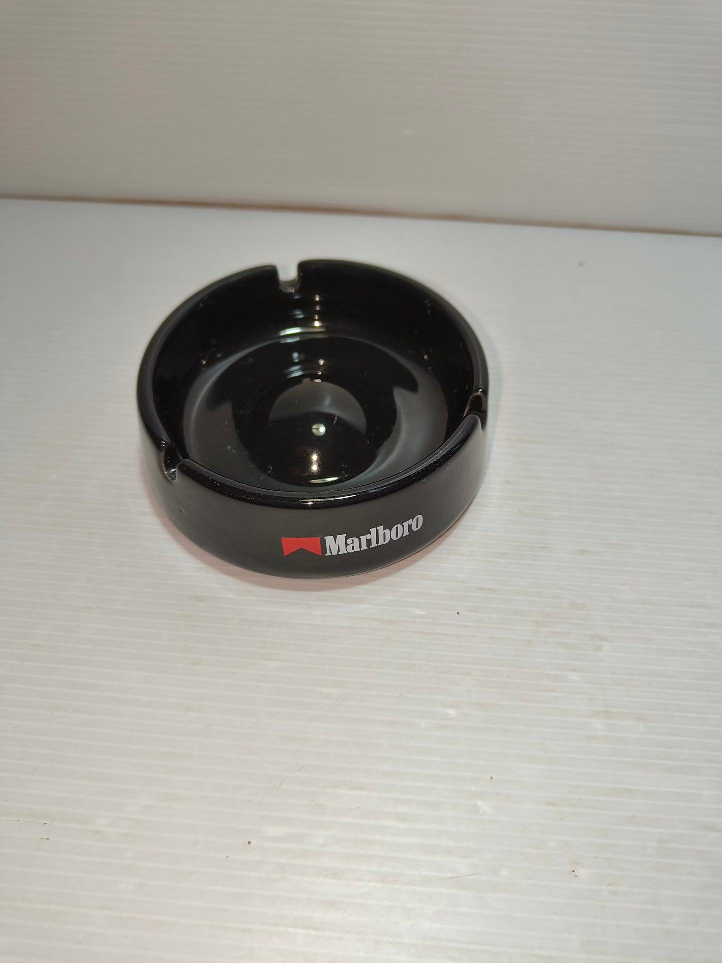 Posacenere pubblicitario Marlboro, anni 70 LEGGI