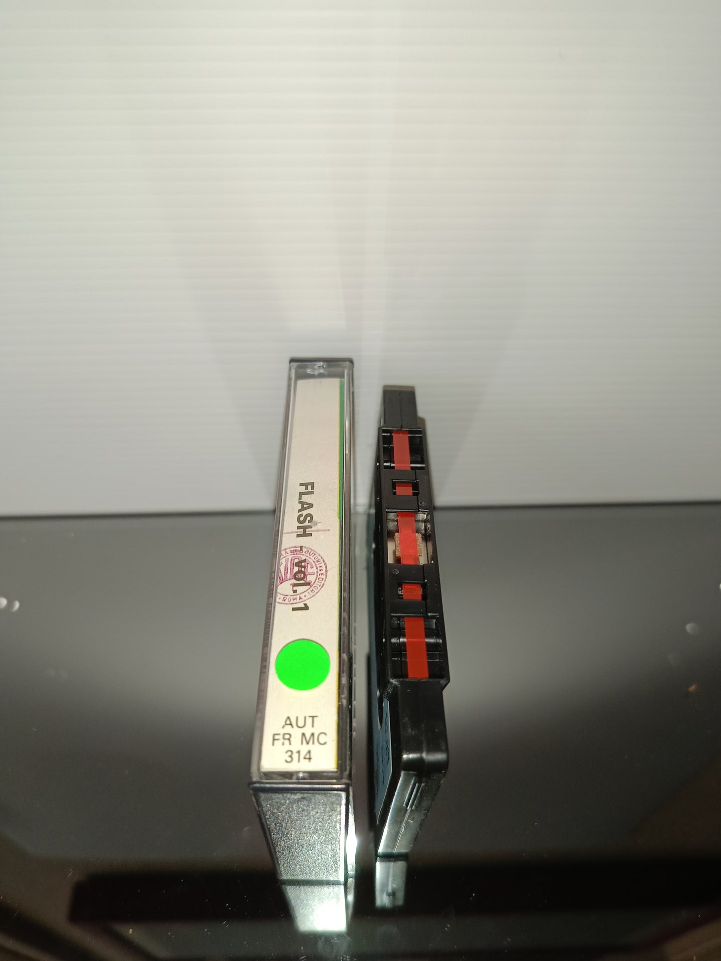 I Flash Vol.1 Musicassetta
Edita nel 1985 da Fragola/Autostop Music Cod.MC314