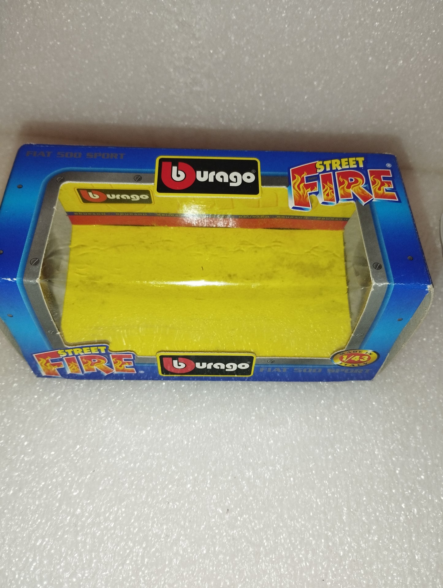 Fiat 500 Sport
Scala 1:43
Bburago
Street Fire Collection