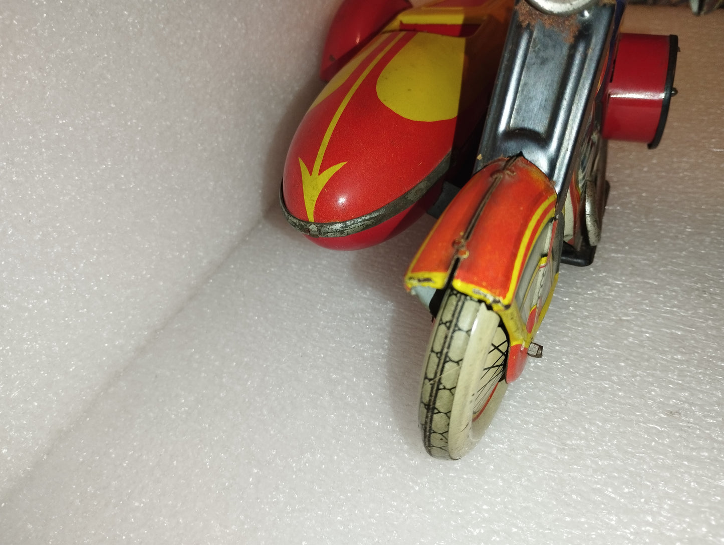 Sidecar In Latta Anni 50/60
Prodotto in URSS non funzionante