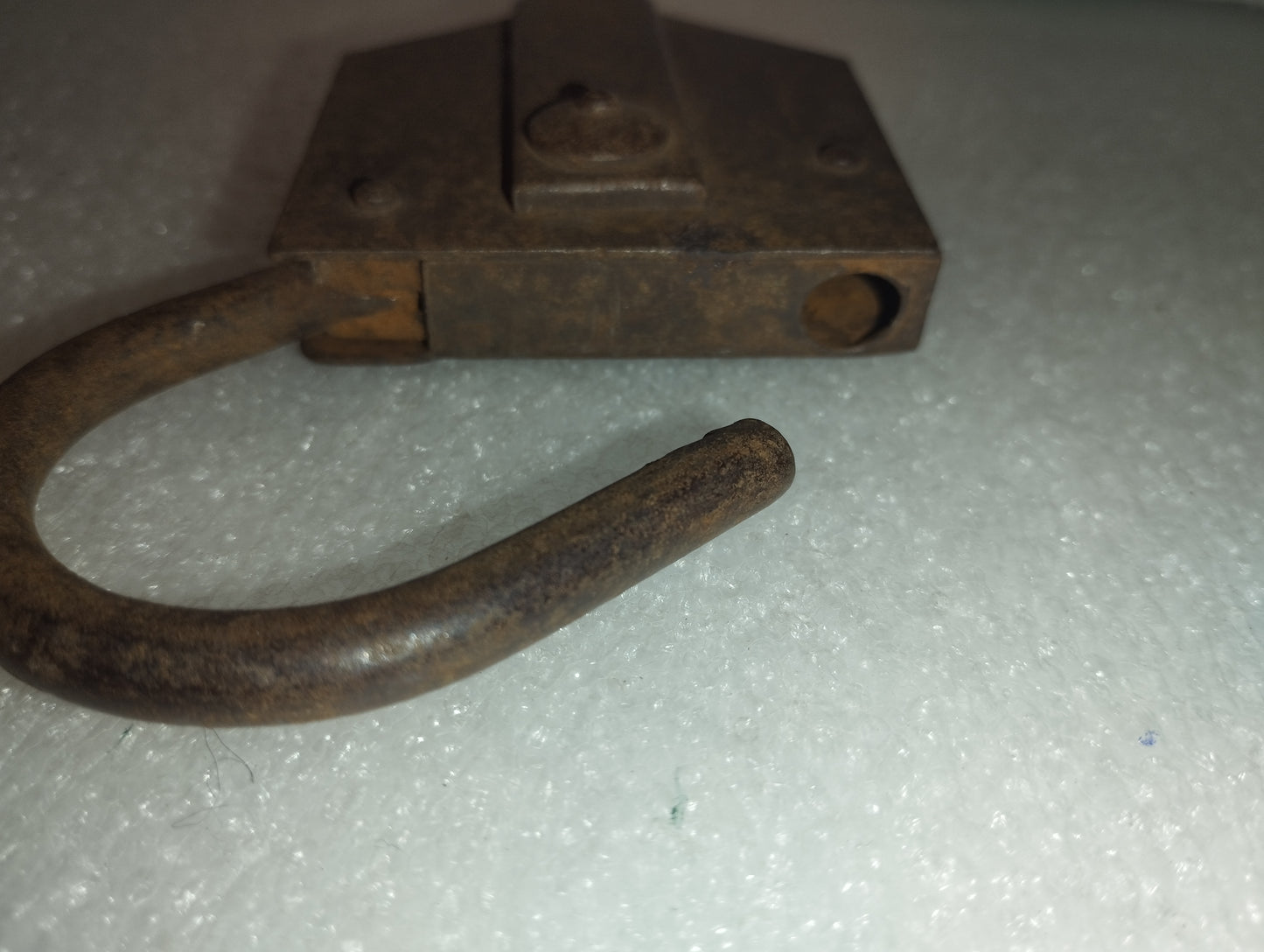 Antico Lucchetto senza Chiave
Da Restaurare