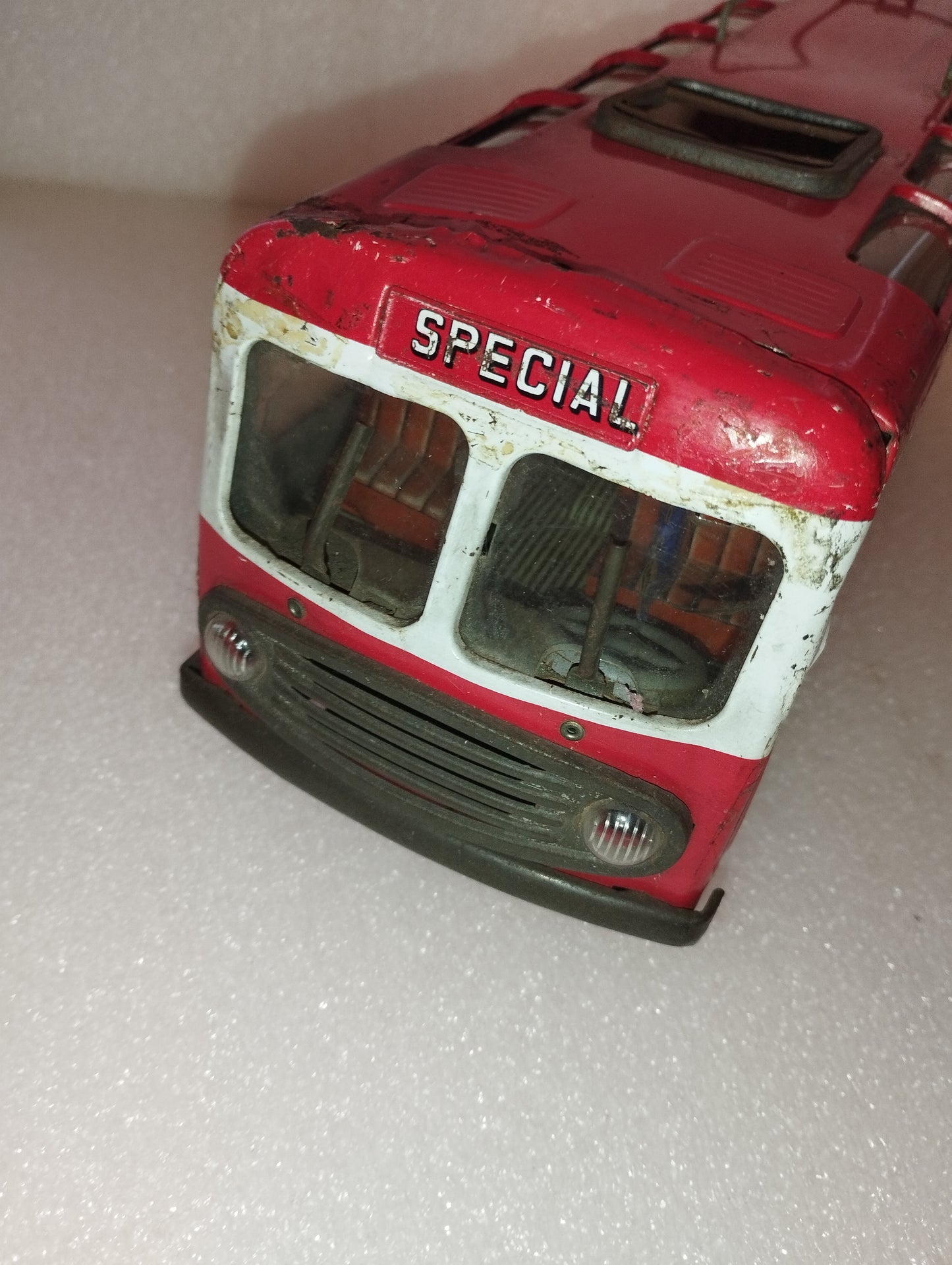 Transeurope Joustra In Latta A Frizione Vintage
Made in Francia