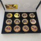 Collezione 12 Medaglie Re Carlo III Regno Unito Placcate Oro 24kt
Tiratura limitata a 1000 pezzi