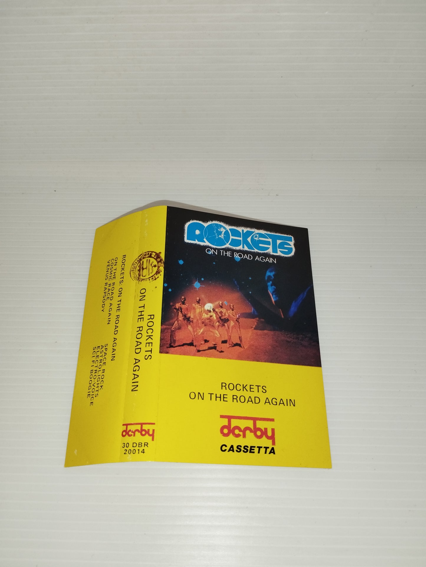 On The Road Again Rockets Musicassetta

Edita nel 1978 da Derby cod.30 DBR 20014