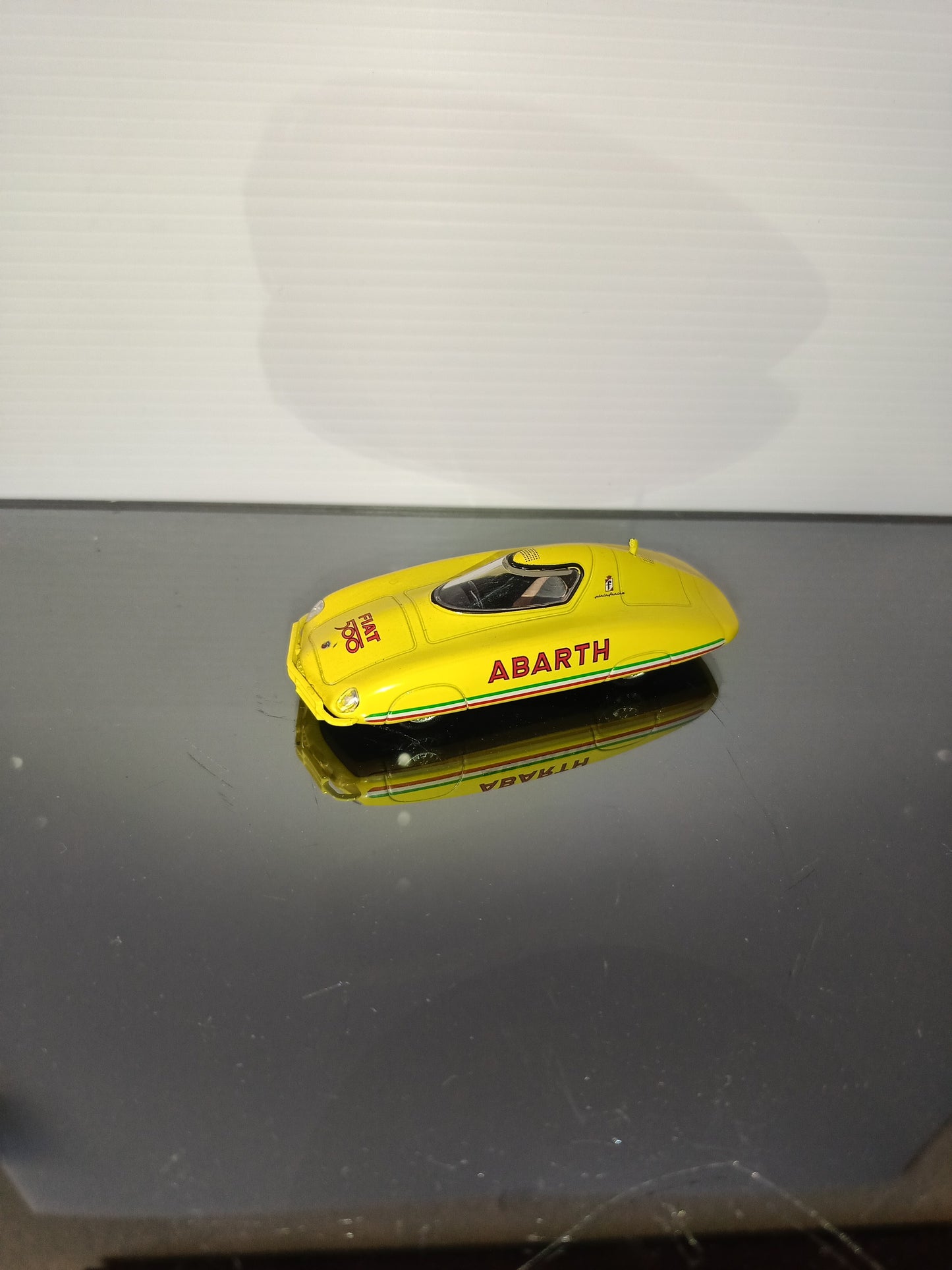 Fiat 500 Abarth Record 1958
Scala 1:43