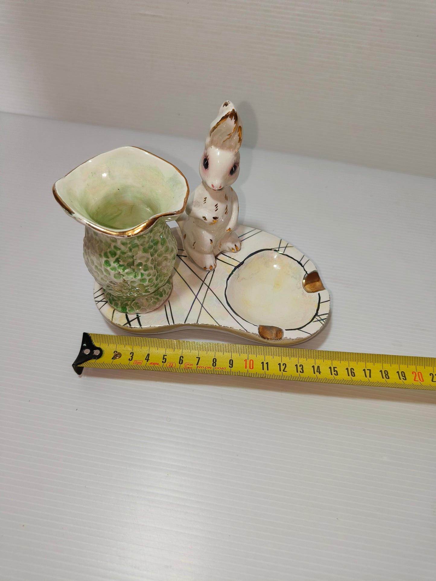 Posacenere in ceramica anni 50, LEGGI