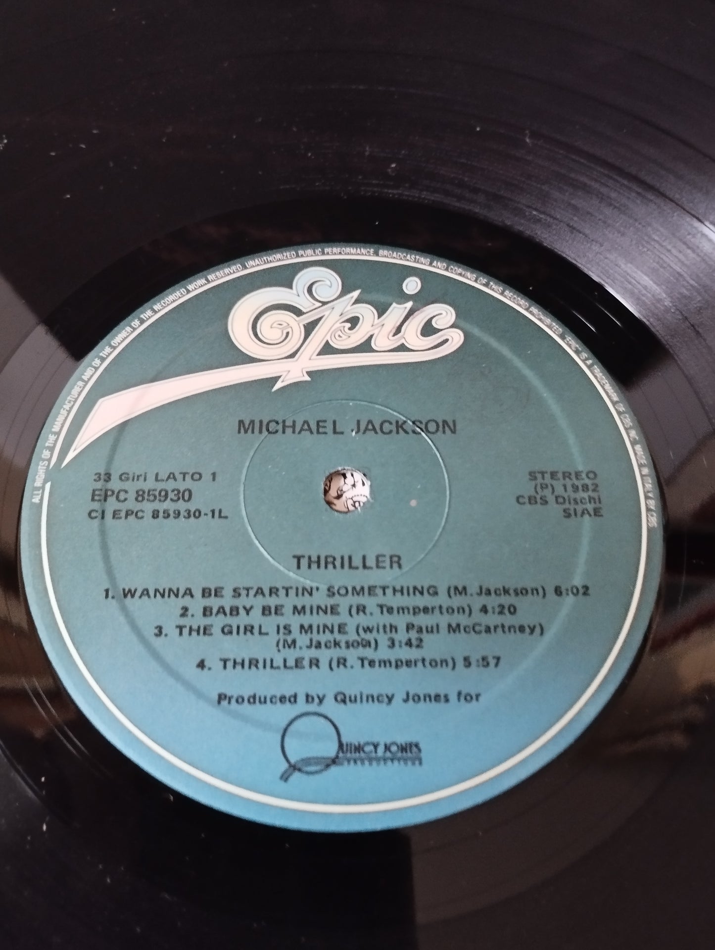 Thriller Michael Jackson Lp 33 Giri
Edito nel 1982 da  Epic Cod.EPC 85930
Prima stampa italiana
