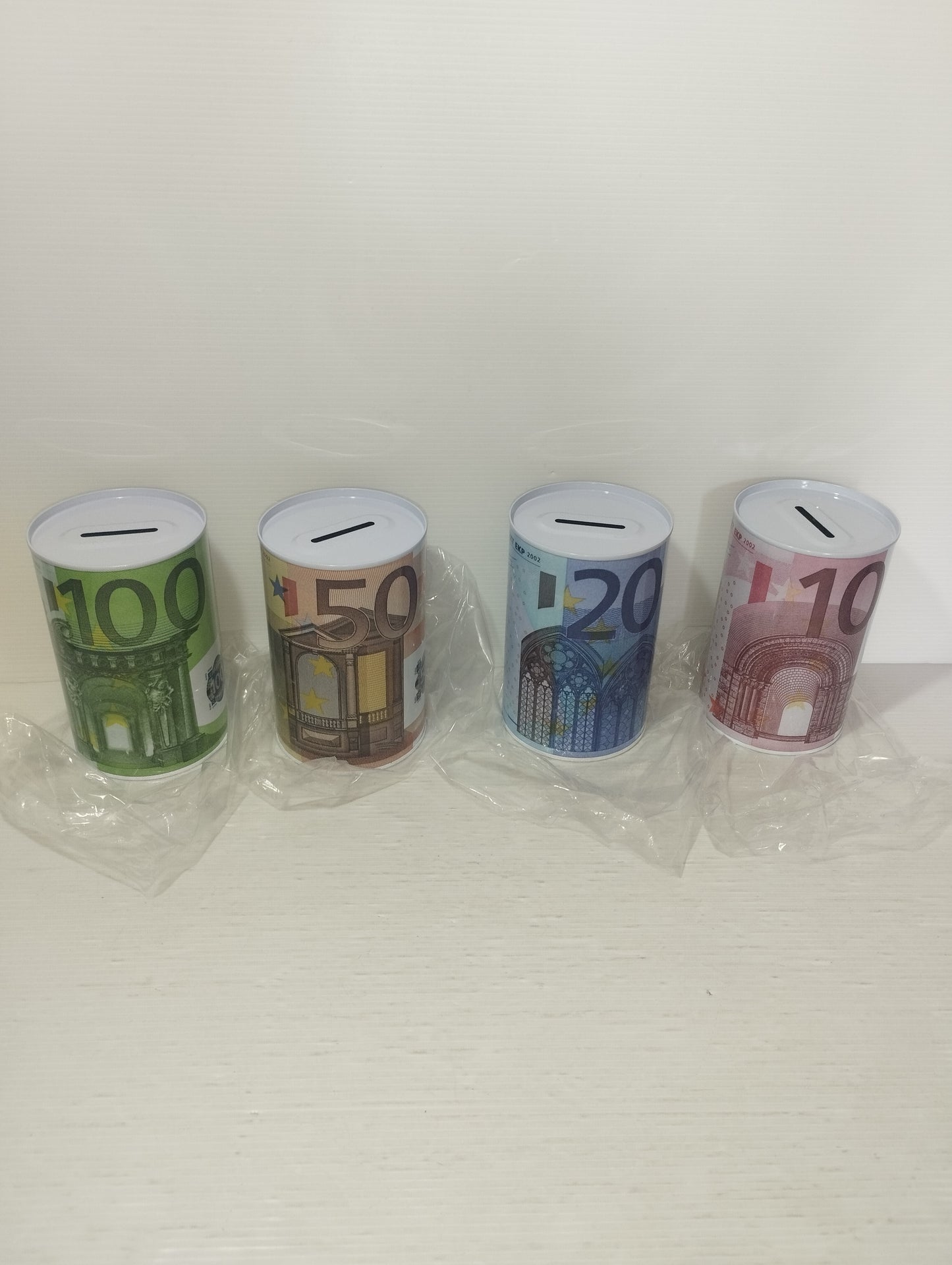 4 Salvadanai In Metallo Non Apribili Decorati Euro