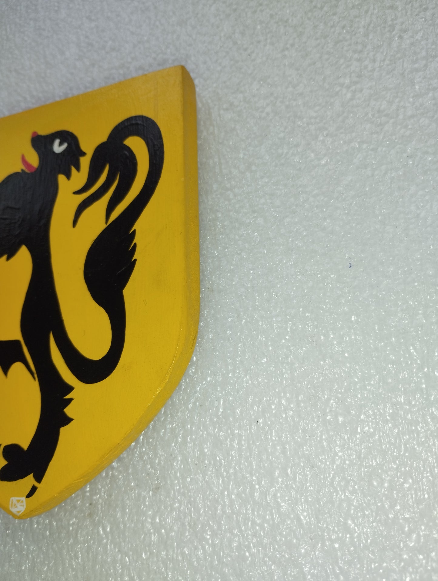 Stemma Leone In Legno
Dipinto a mano