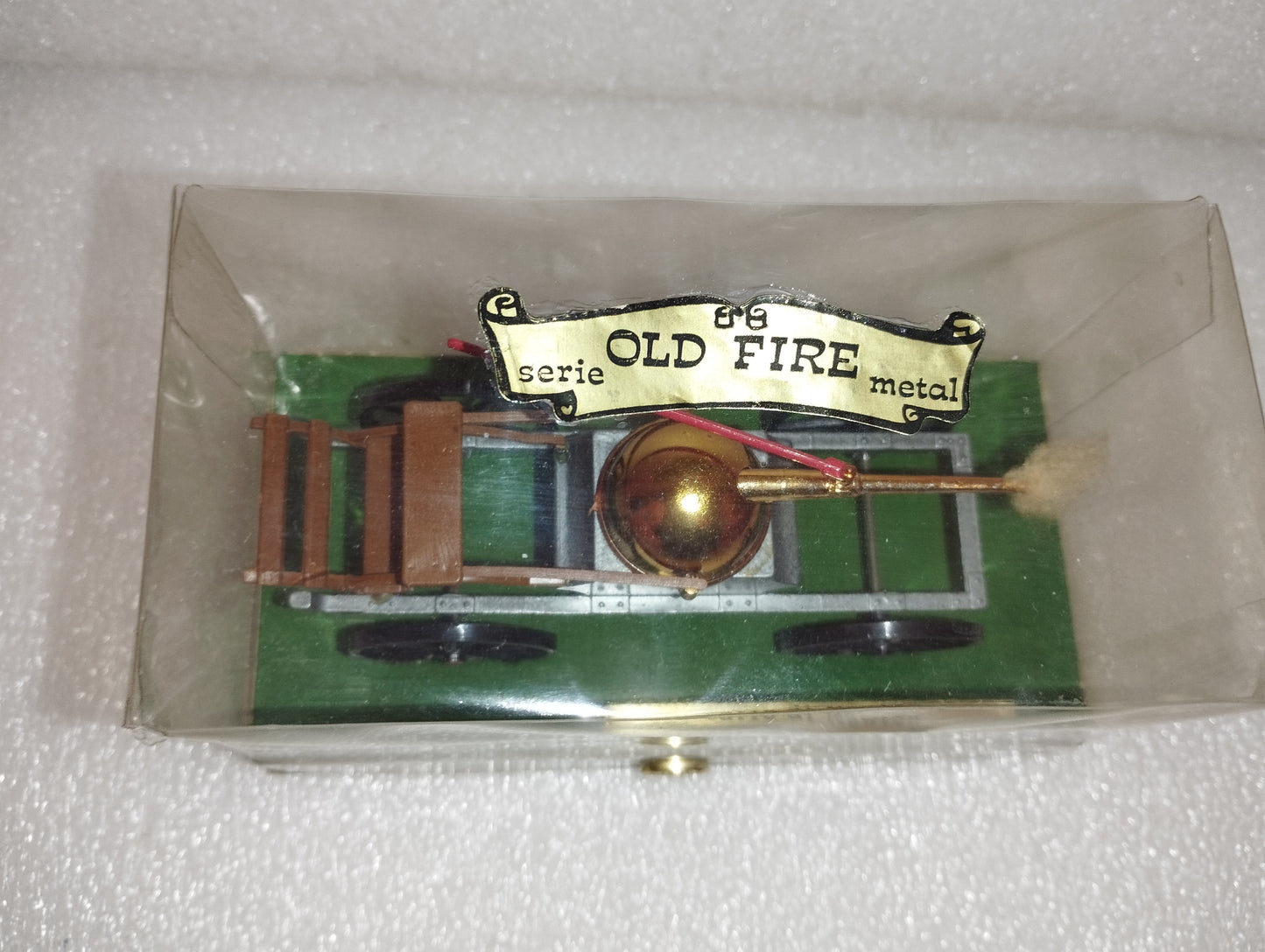 Carro Di Newton
Prodotto da Brumm
Made in Italy
Scala 1:43