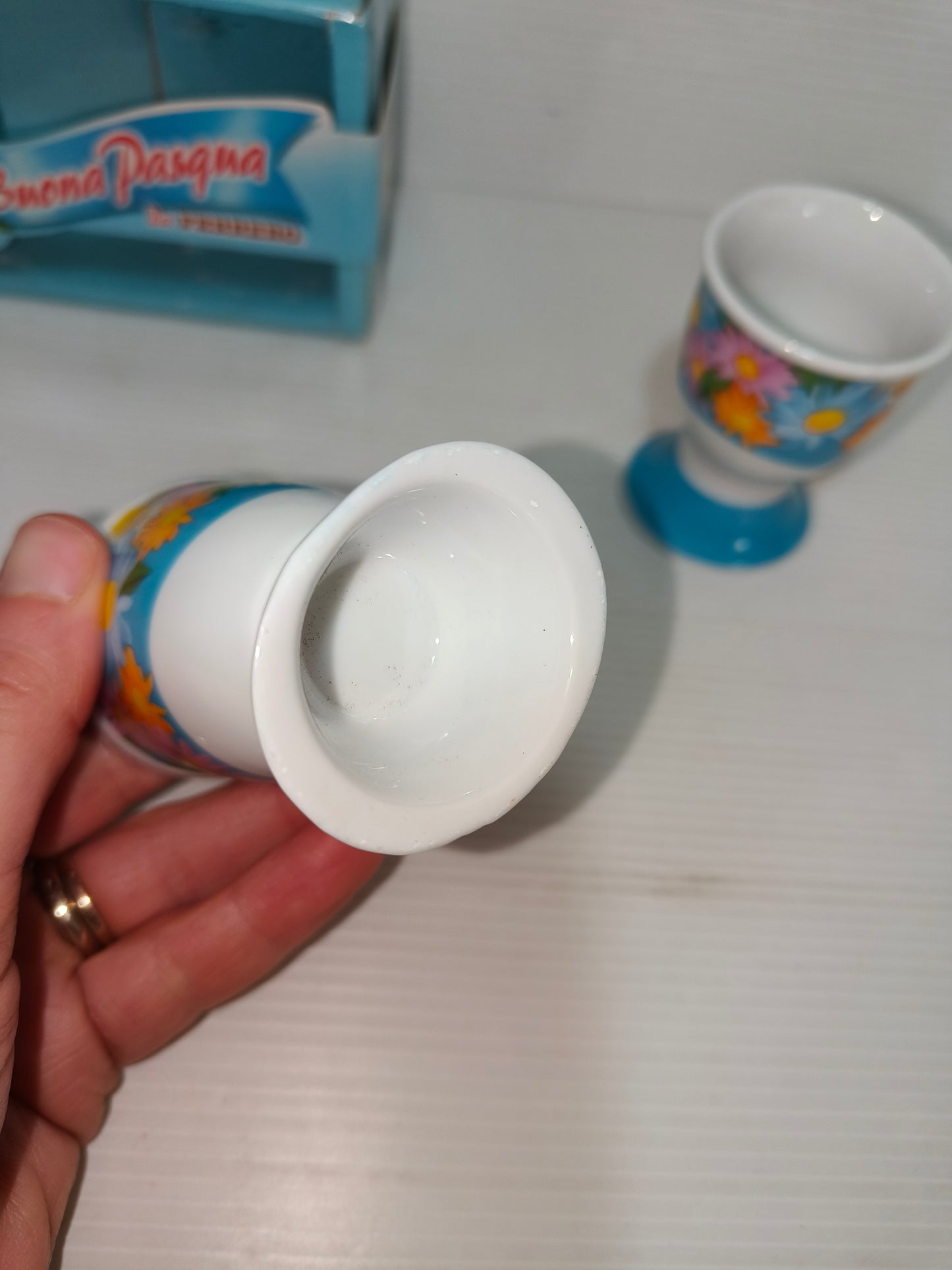 Porta Uovo Vintage Buona Pasqua gadget Ferrero, LEGGI