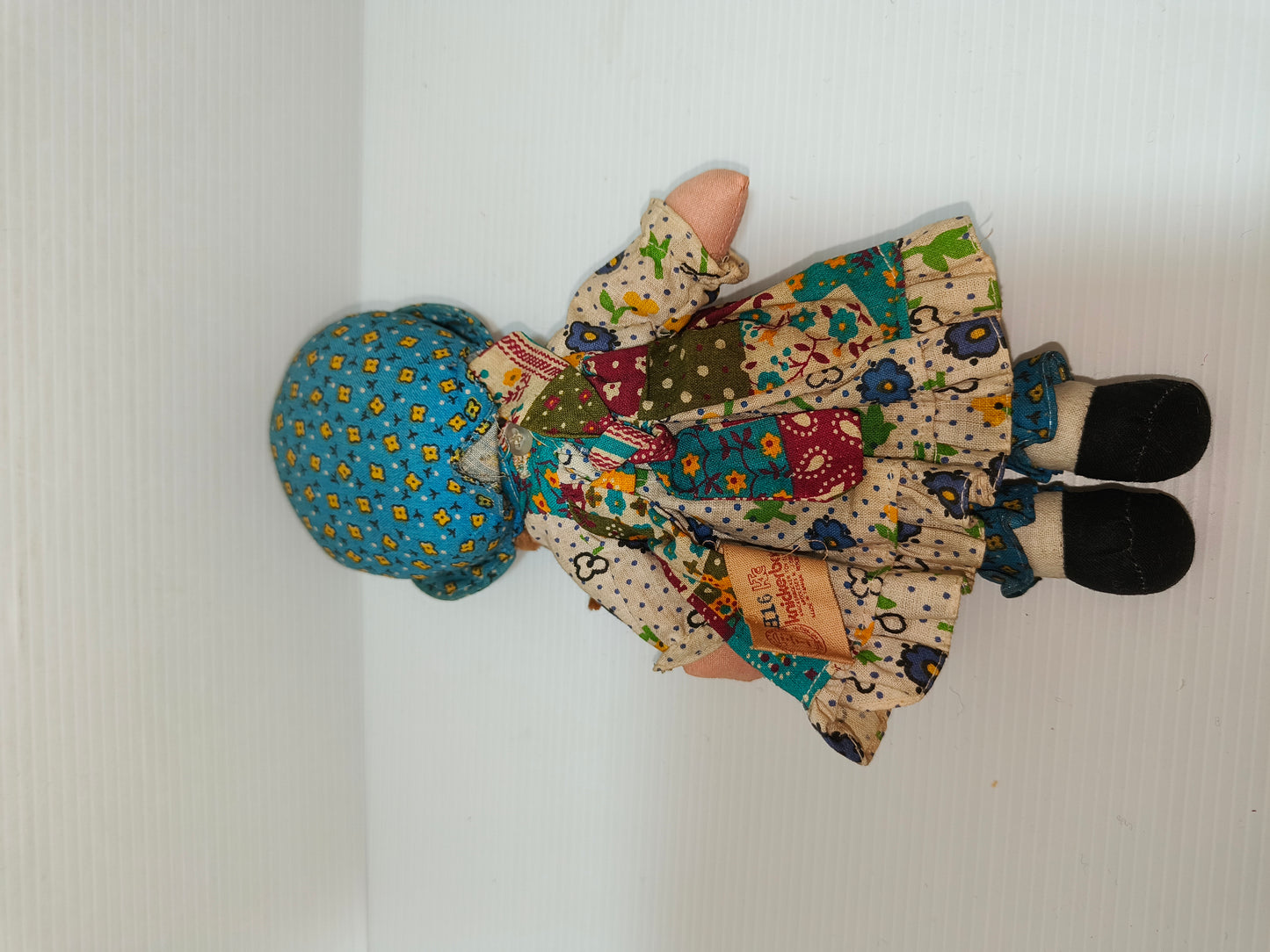 Bambola piccola Holly Hobbie, Knikerbocker anni 70 LEGGI