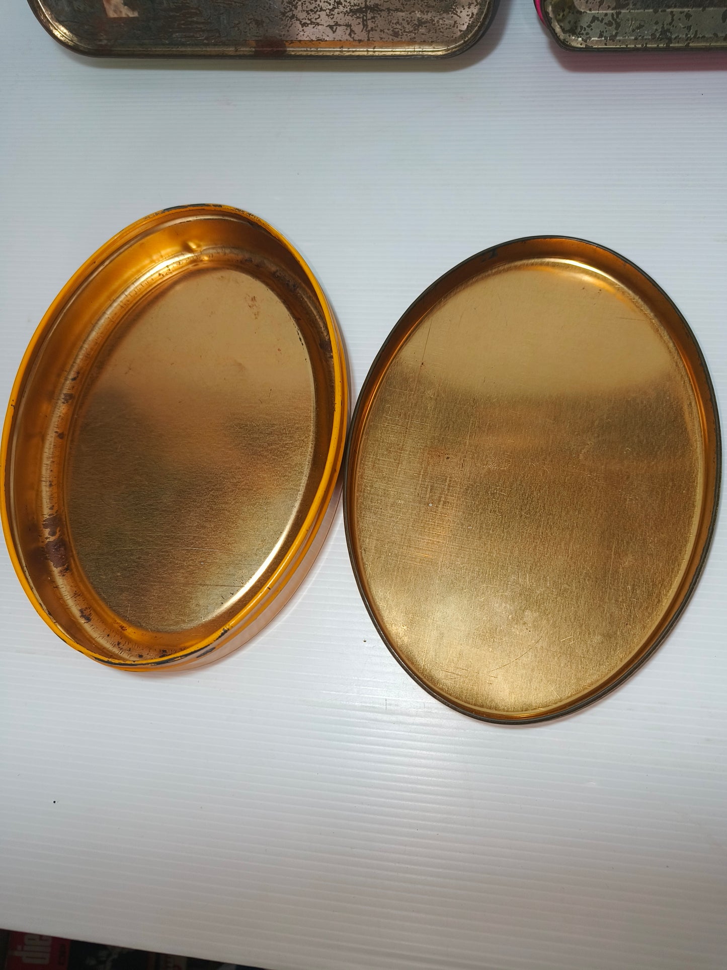 Scatole latta vintage soggetto fiori