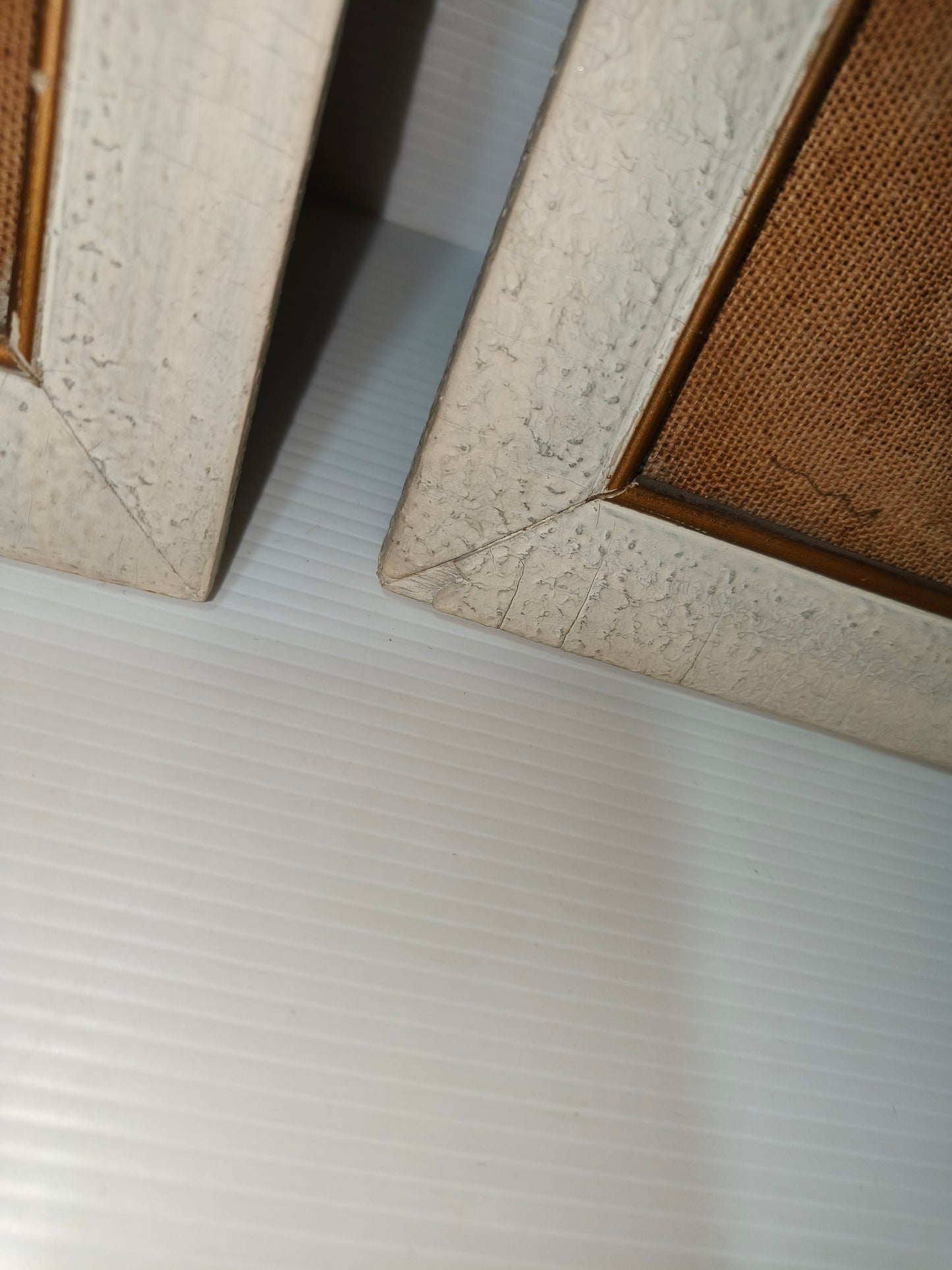 Personaggi in gesso Sarem con cornice anni 60, LEGGI BENE