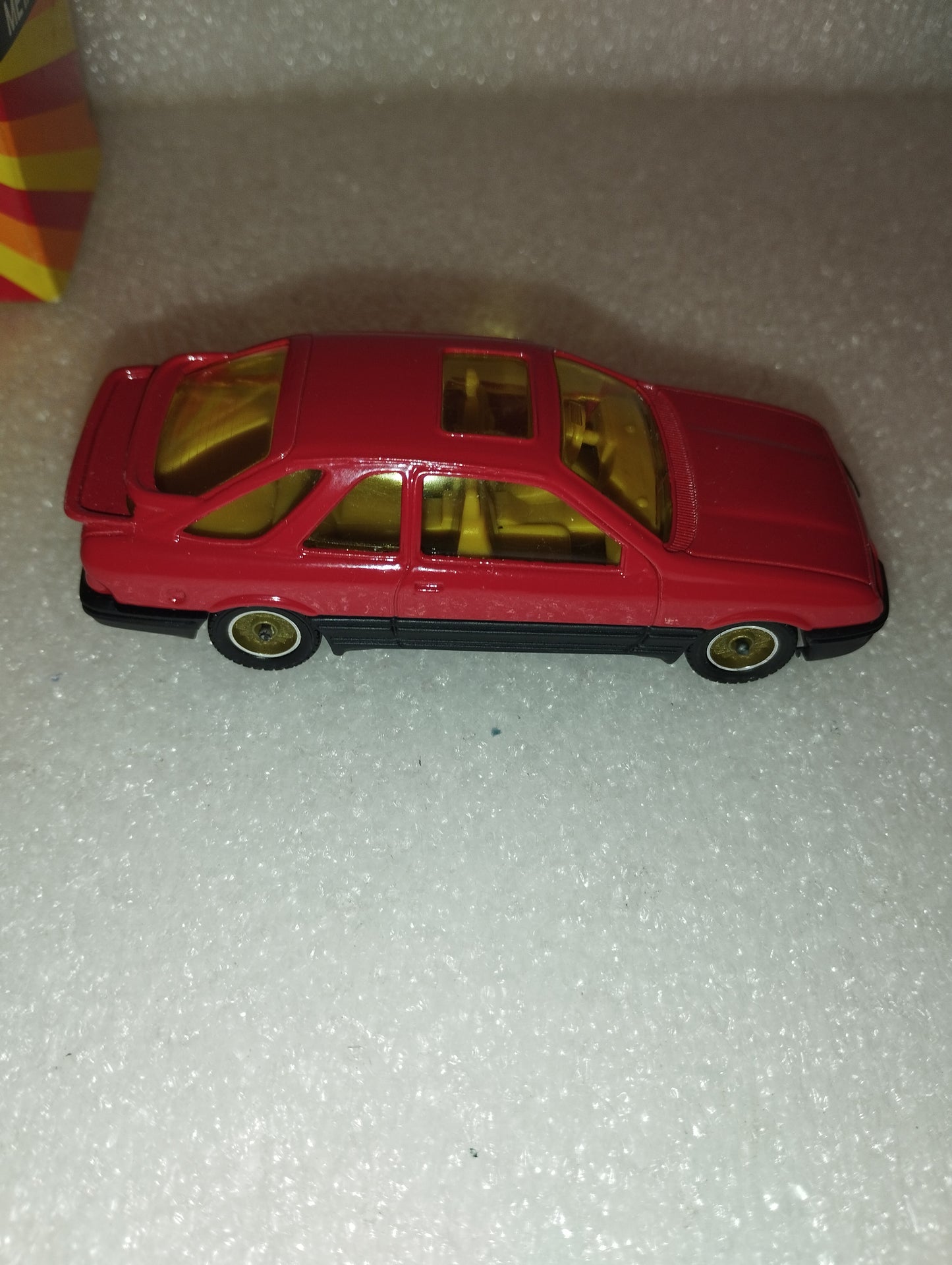 Ford Sierra XR 4i
Prodotta da Solido cod.n.1340
Metal Scala 1:43