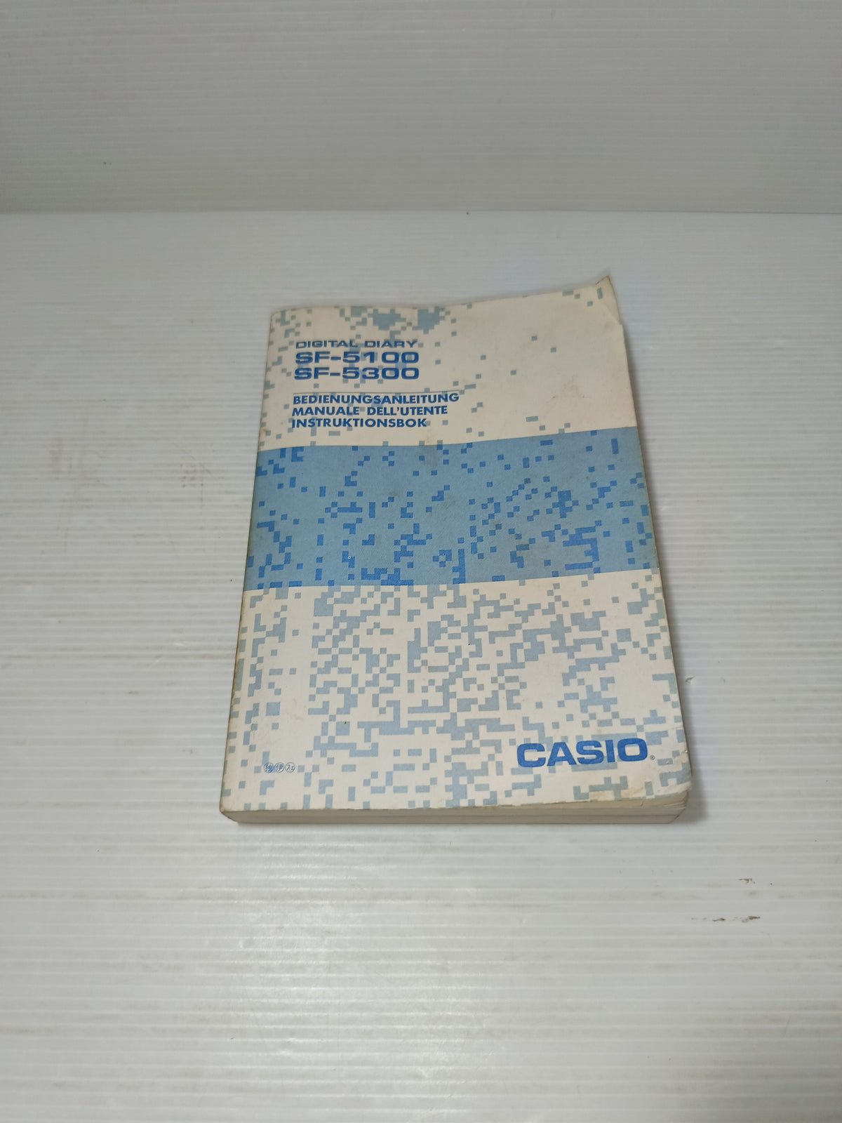 Casio Digital Diary SF-5100/SF-5300 Manuale Dell'Utente