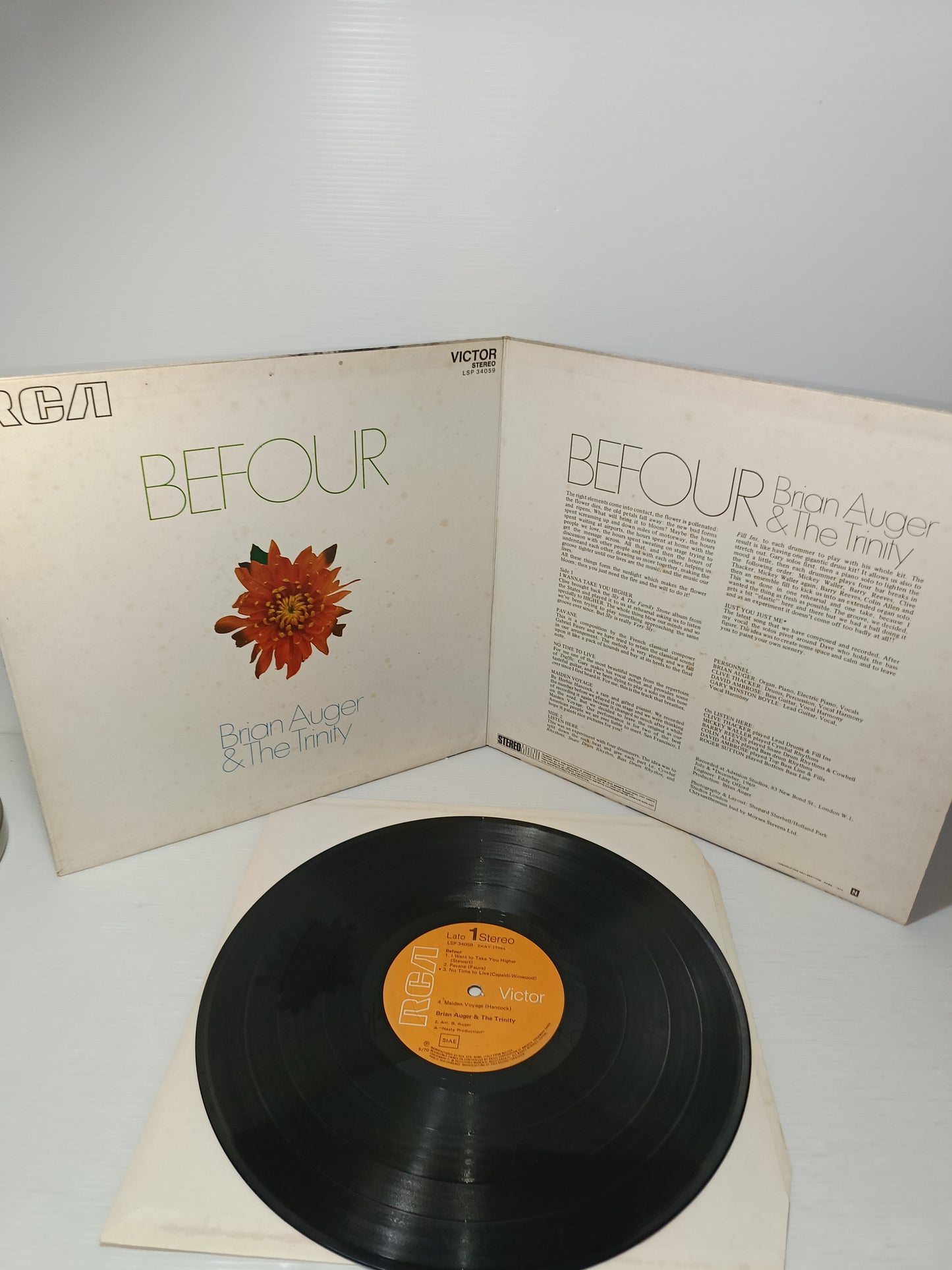 Befour Brian Auger & The Trinity LP 33 giri
Edito nel 1970 da RCA Cod.LSP 34059
Prima Edizione