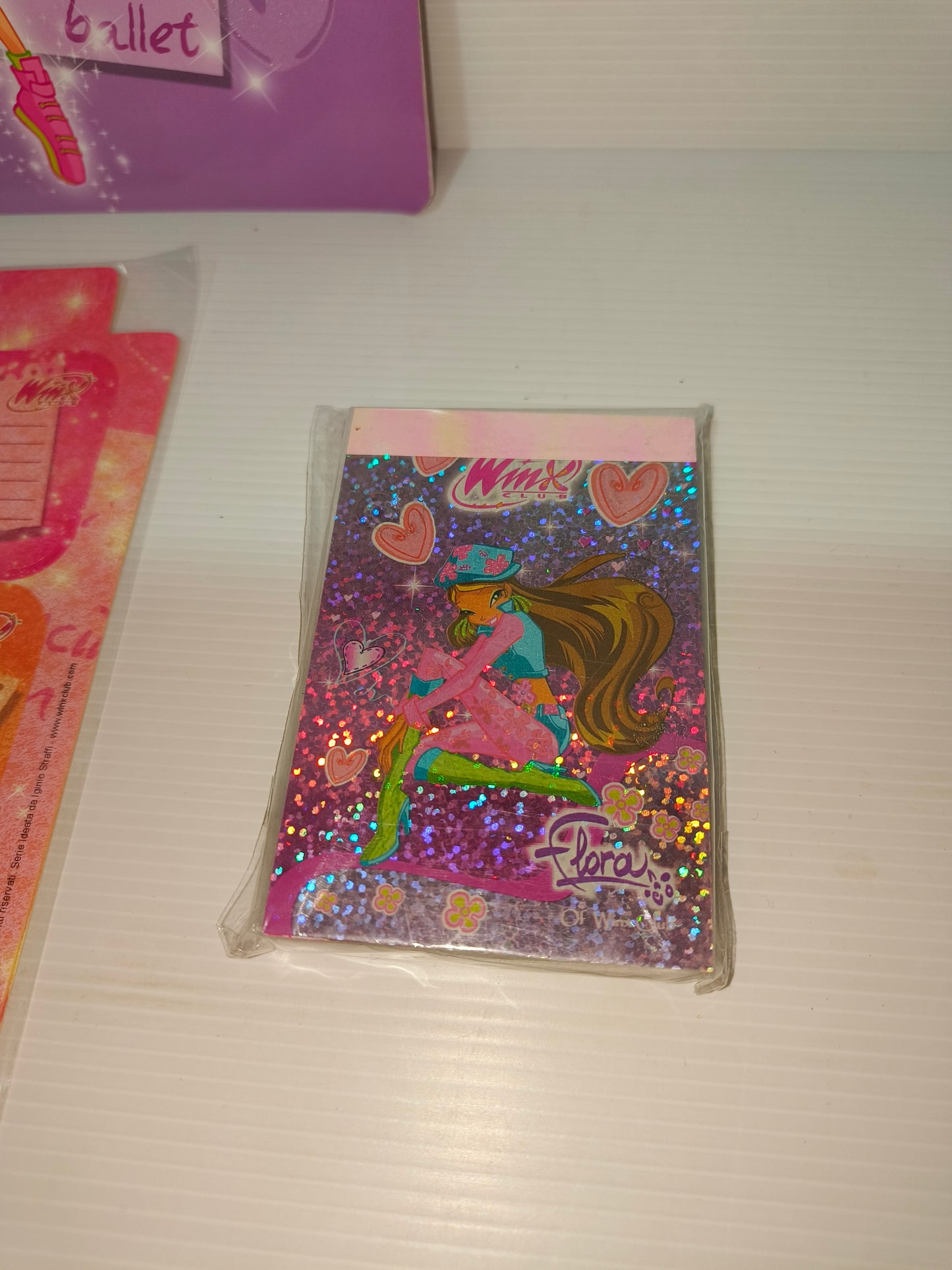 Lotto cancelleria Winx, LEGGI