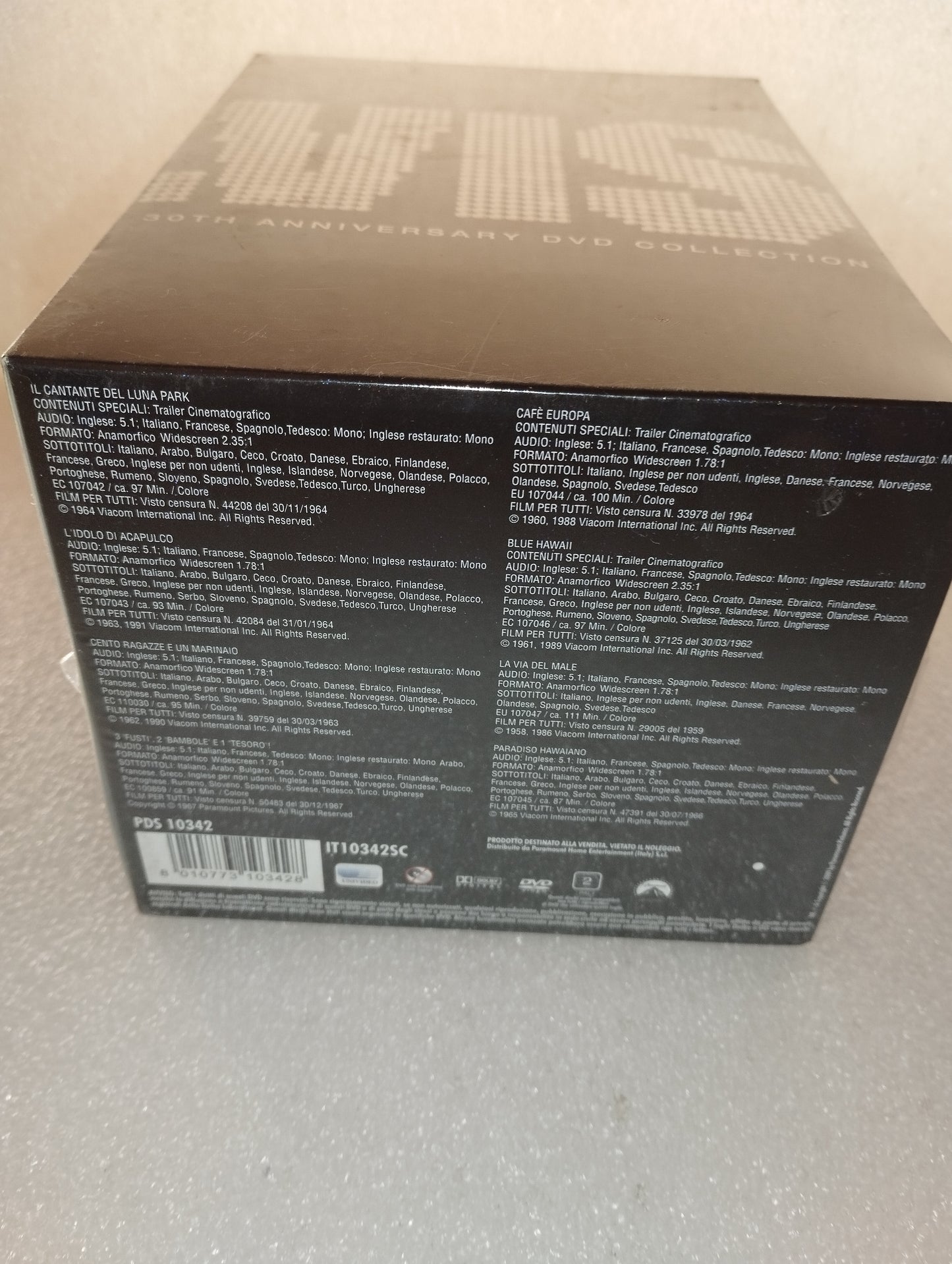 Elvis 30Th Anniversary 8 DVD Collection
Edito nel 2009 da Paramount